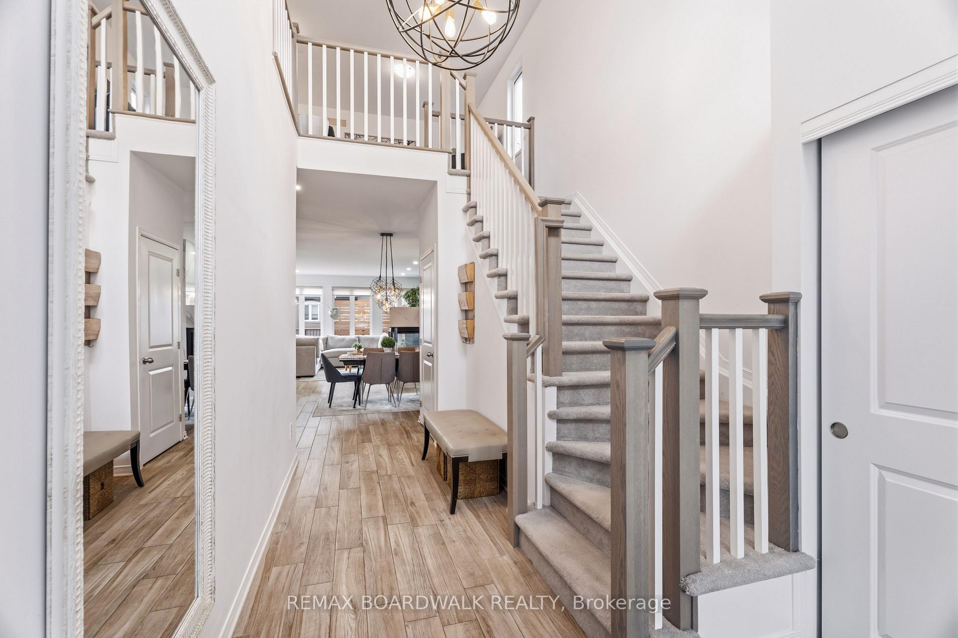 Photo 4 of 210 Pingwi Place, Ottawa, Blossom Park/Kemp Park/Findlay Creek — HOMEH