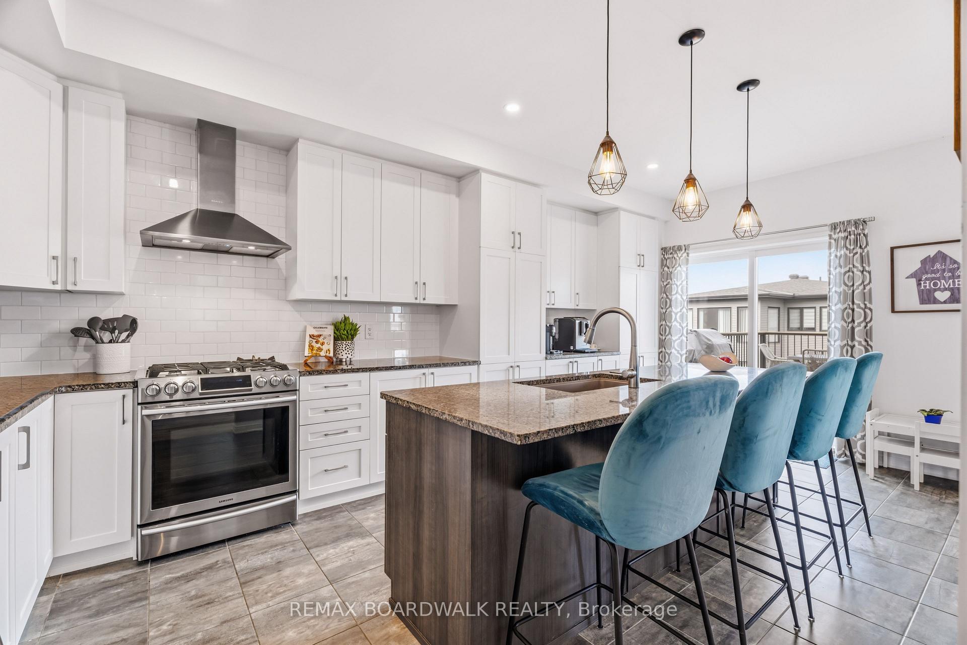 Photo 19 of 210 Pingwi Place, Ottawa, Blossom Park/Kemp Park/Findlay Creek — HOMEH