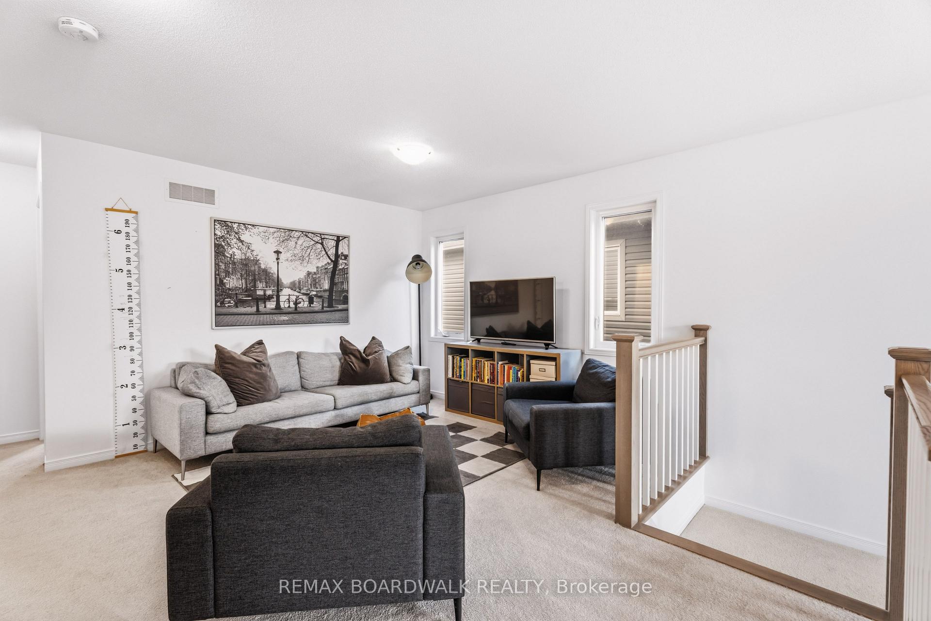Photo 25 of 210 Pingwi Place, Ottawa, Blossom Park/Kemp Park/Findlay Creek — HOMEH