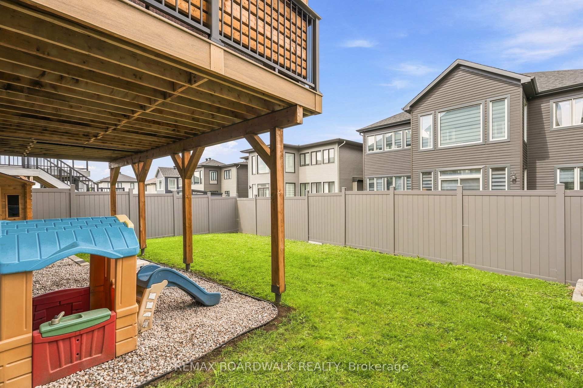 Photo 48 of 210 Pingwi Place, Ottawa, Blossom Park/Kemp Park/Findlay Creek — HOMEH