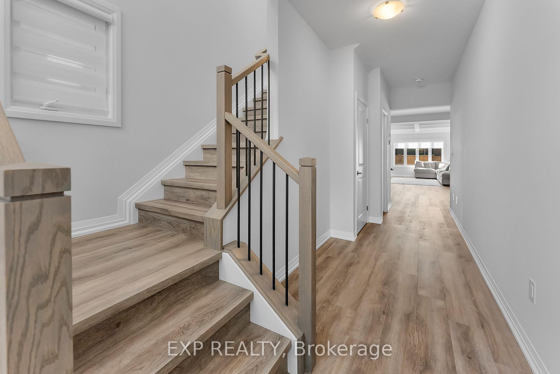 Photo 5 of 62 Marie Street, Pelham, Fonthill — HOMEH