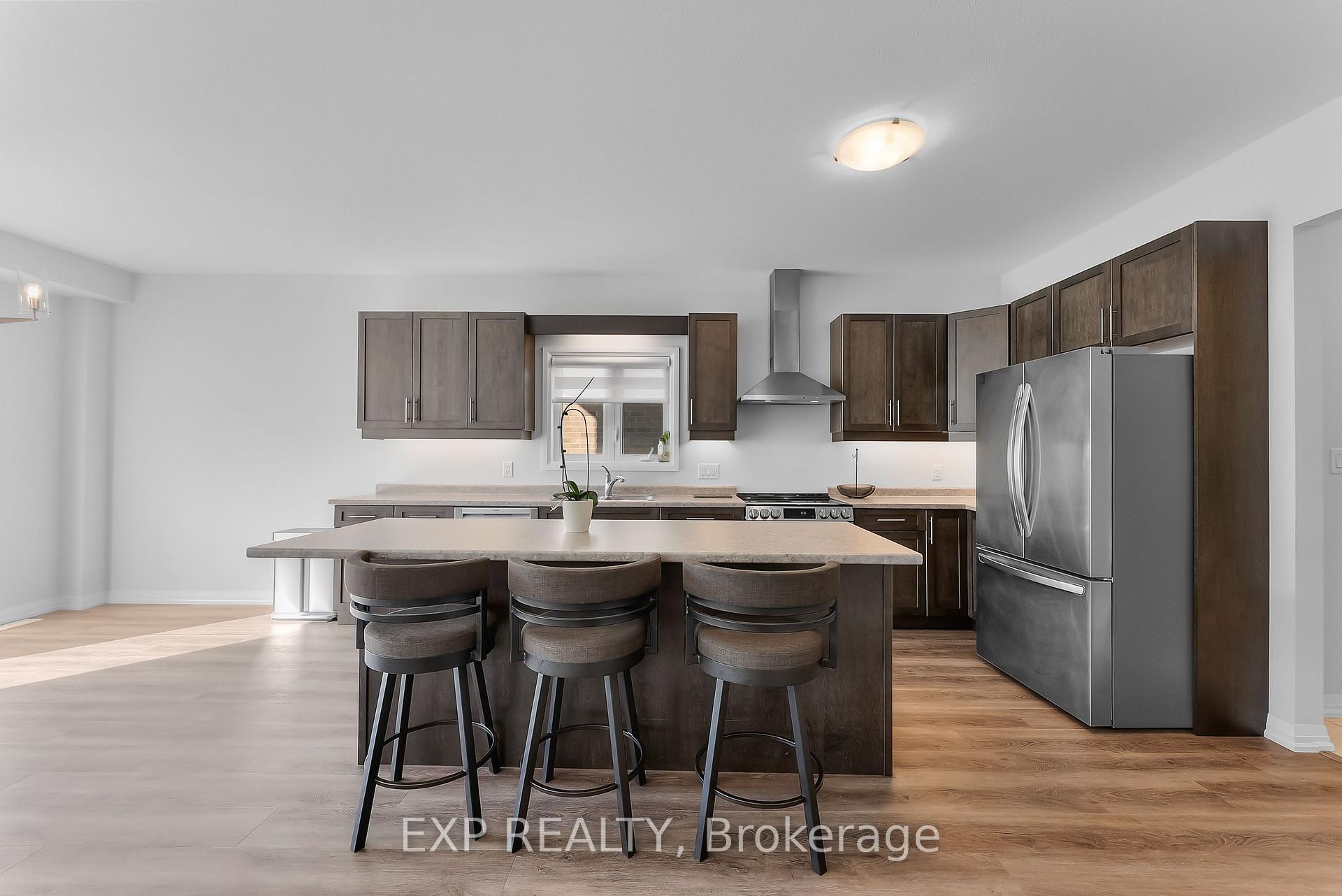 Photo 11 of 62 Marie Street, Pelham, Fonthill — HOMEH
