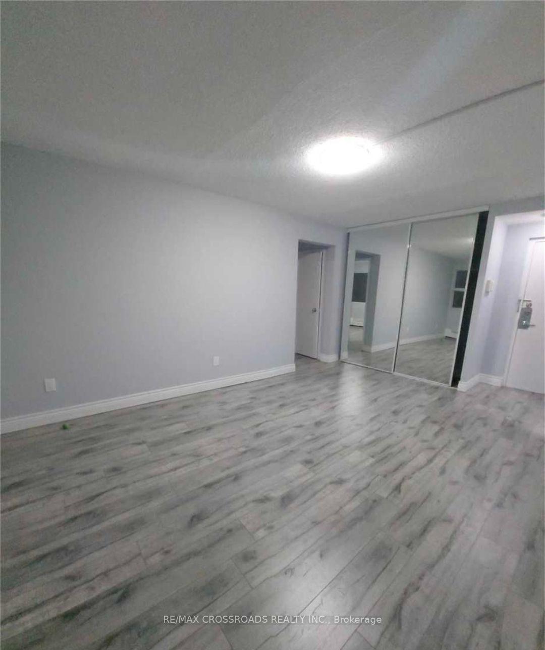 Photo 6 of Unit 604, 735 Don Mills Road, Toronto, Flemingdon Park — HOMEH