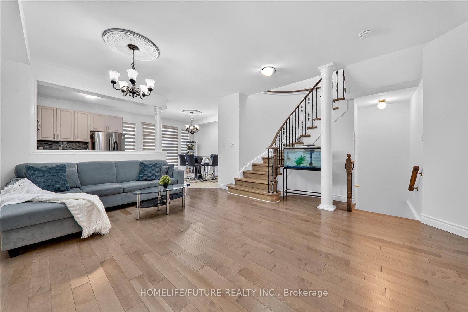 Photo 14 of 361 Strouds Lane, Pickering, Highbush — HOMEH