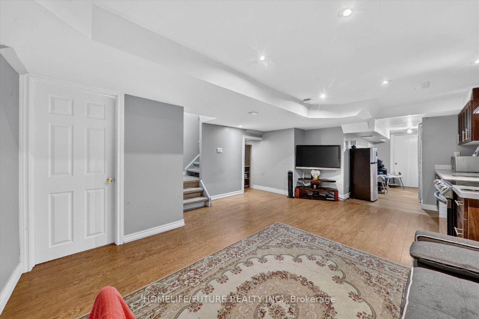 Photo 40 of 361 Strouds Lane, Pickering, Highbush — HOMEH