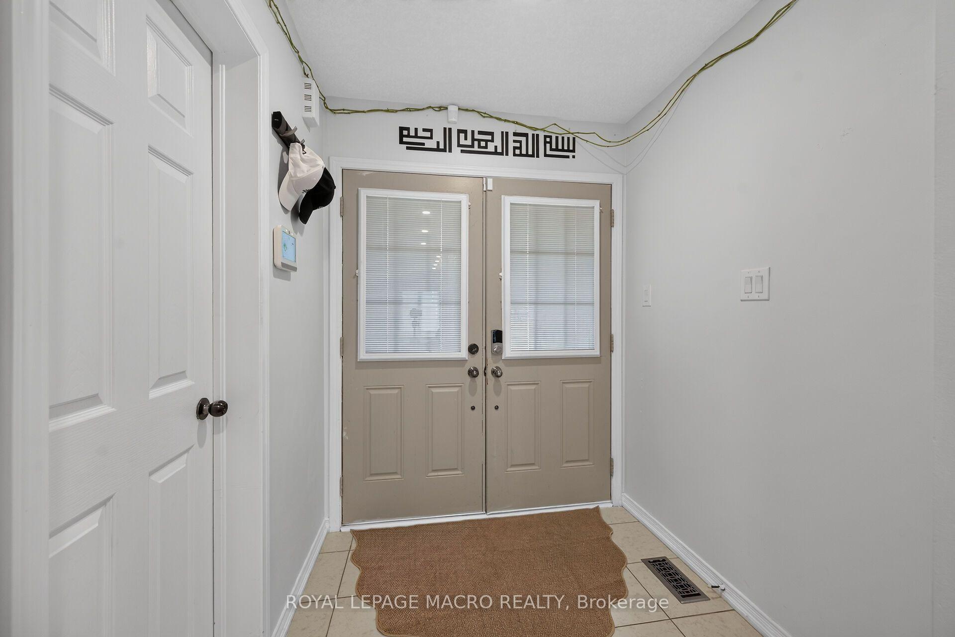 Photo 4 of 119 Gowland Drive, Hamilton, Binbrook — HOMEH