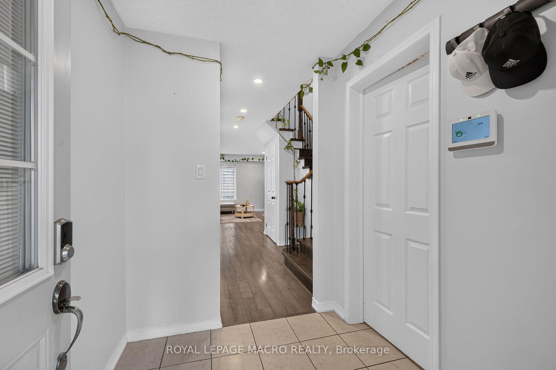 Photo 5 of 119 Gowland Drive, Hamilton, Binbrook — HOMEH