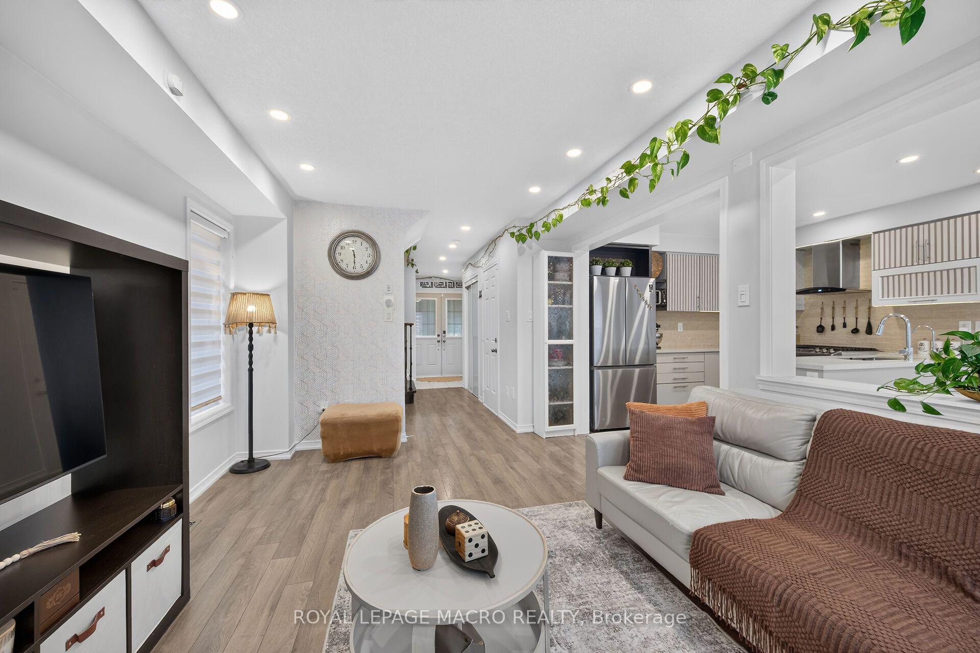 Photo 11 of 119 Gowland Drive, Hamilton, Binbrook — HOMEH