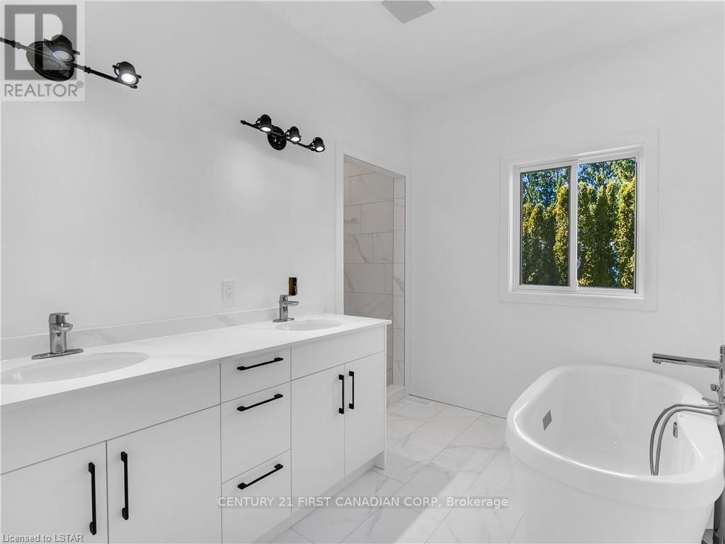 Photo 13 of 22664 Queens Line, West Elgin, Rodney — HOMEH