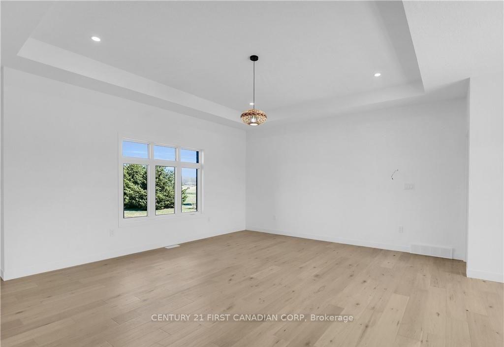 Photo 17 of 22664 Queens Line, West Elgin, Rodney — HOMEH