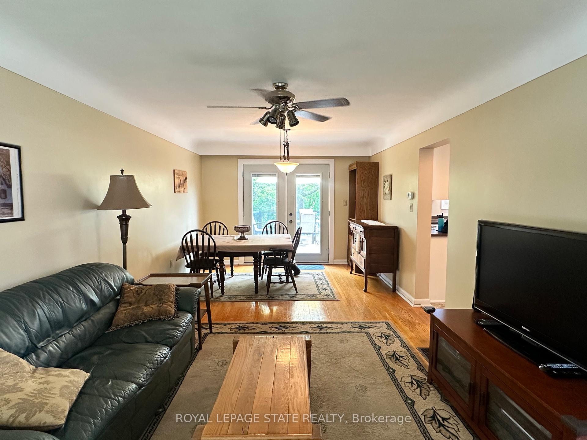 Photo 22 of 129 Broker Drive, Hamilton, Huntington — HOMEH