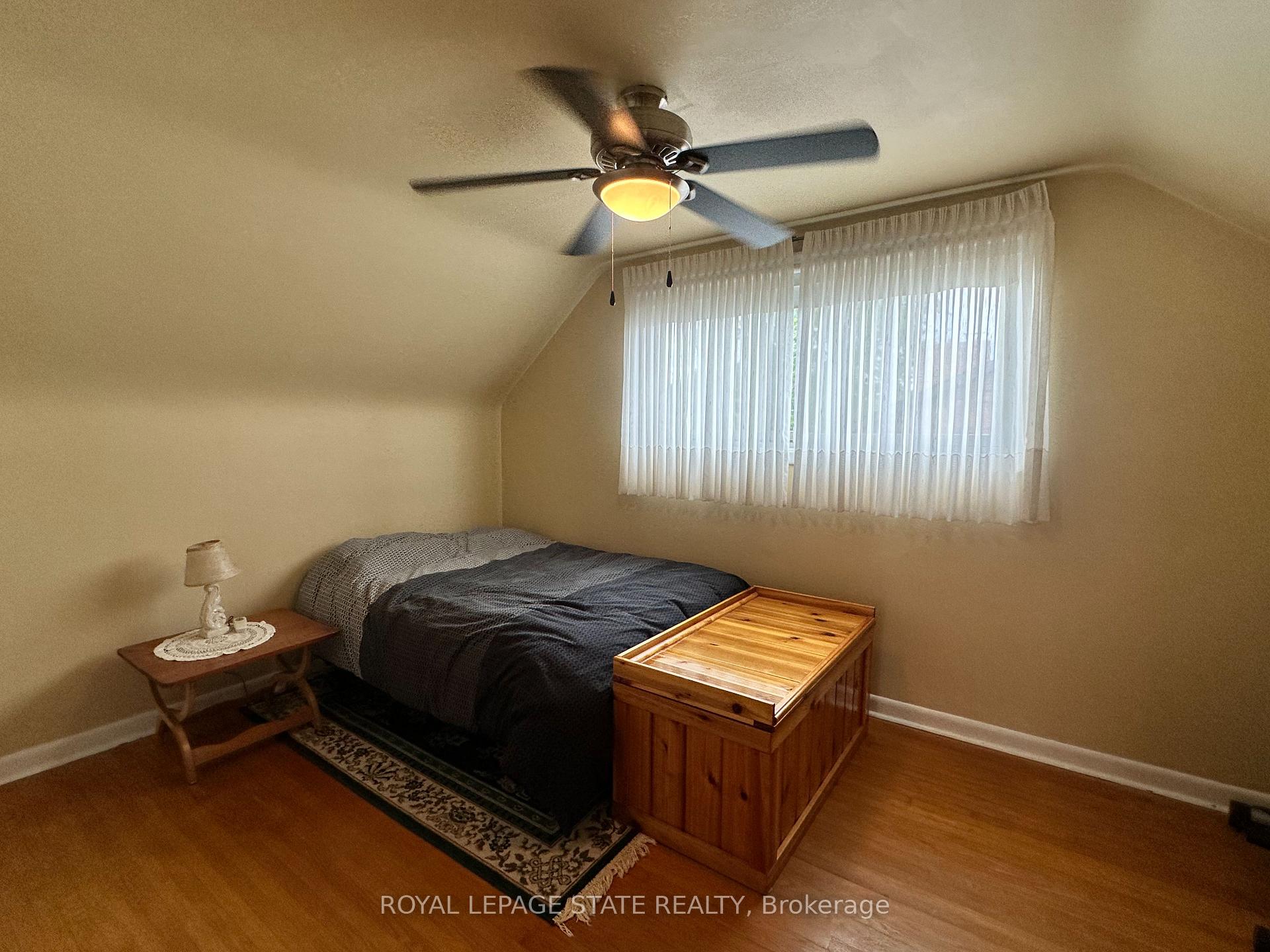 Photo 24 of 129 Broker Drive, Hamilton, Huntington — HOMEH