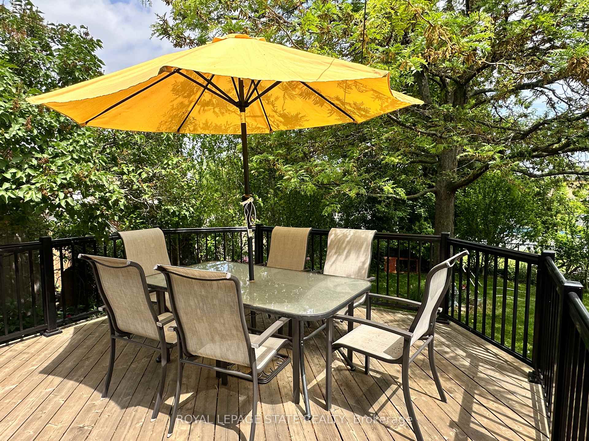 Photo 37 of 129 Broker Drive, Hamilton, Huntington — HOMEH