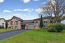 Photo 3 of 77 Fernbrook Drive, Wasaga Beach — HOMEH