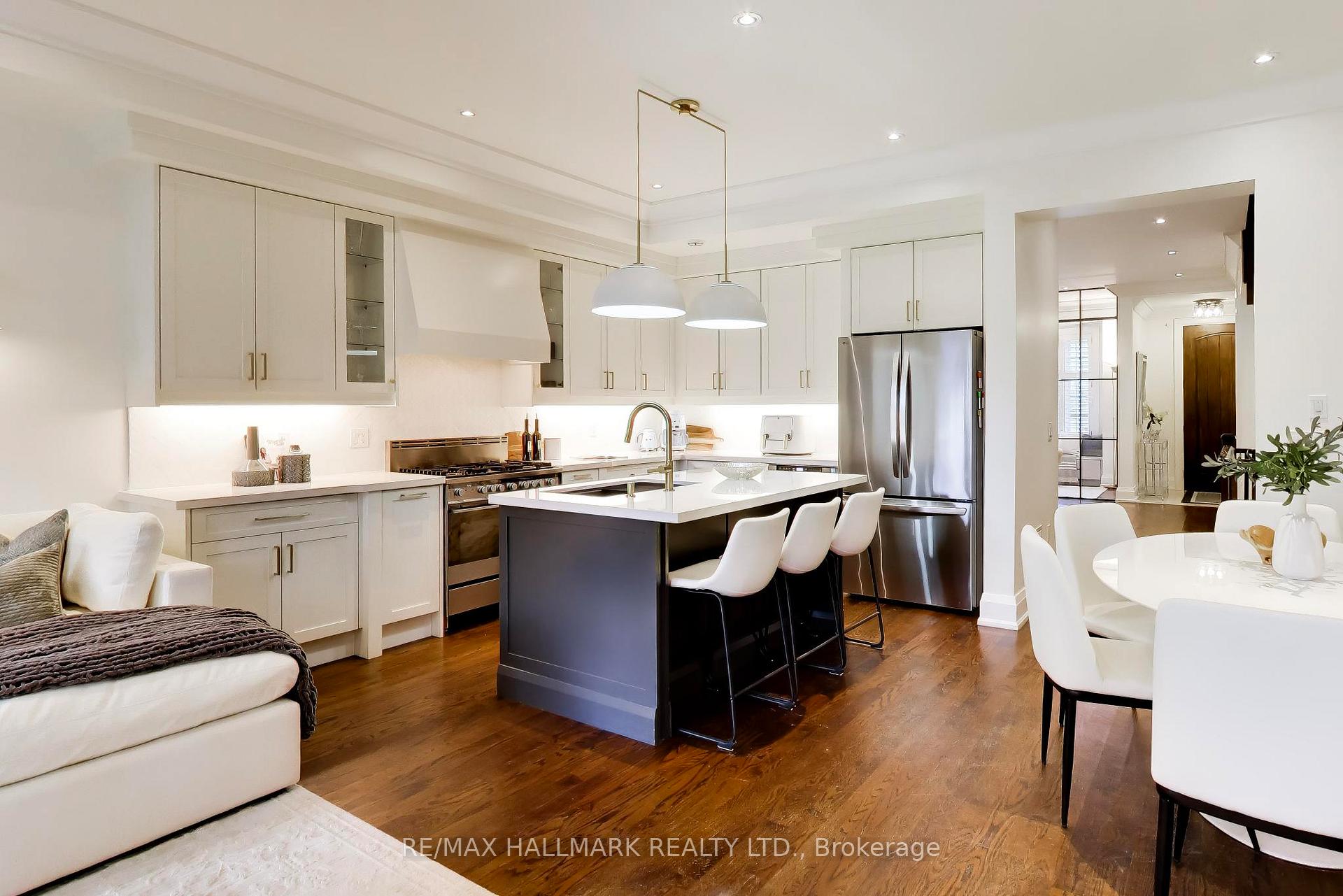 Photo 6 of 145B Bannockburn Avenue, Toronto, Bedford Park-Nortown — HOMEH