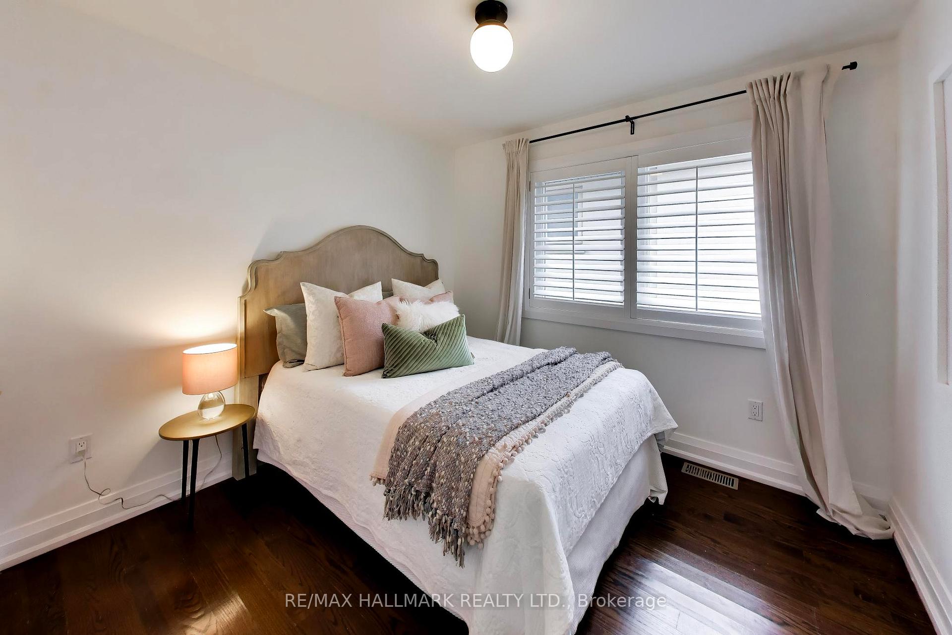 Photo 17 of 145B Bannockburn Avenue, Toronto, Bedford Park-Nortown — HOMEH