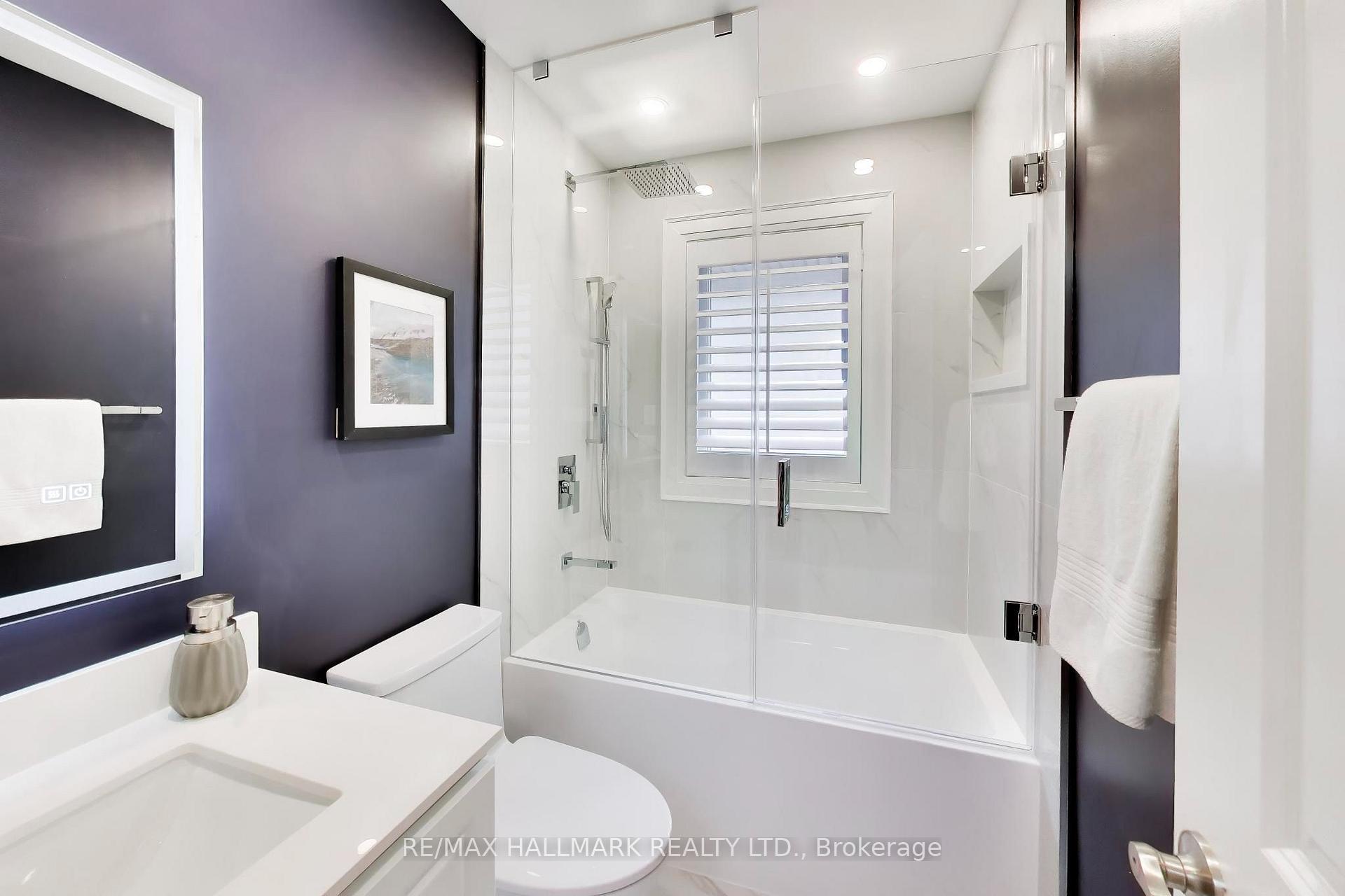 Photo 18 of 145B Bannockburn Avenue, Toronto, Bedford Park-Nortown — HOMEH
