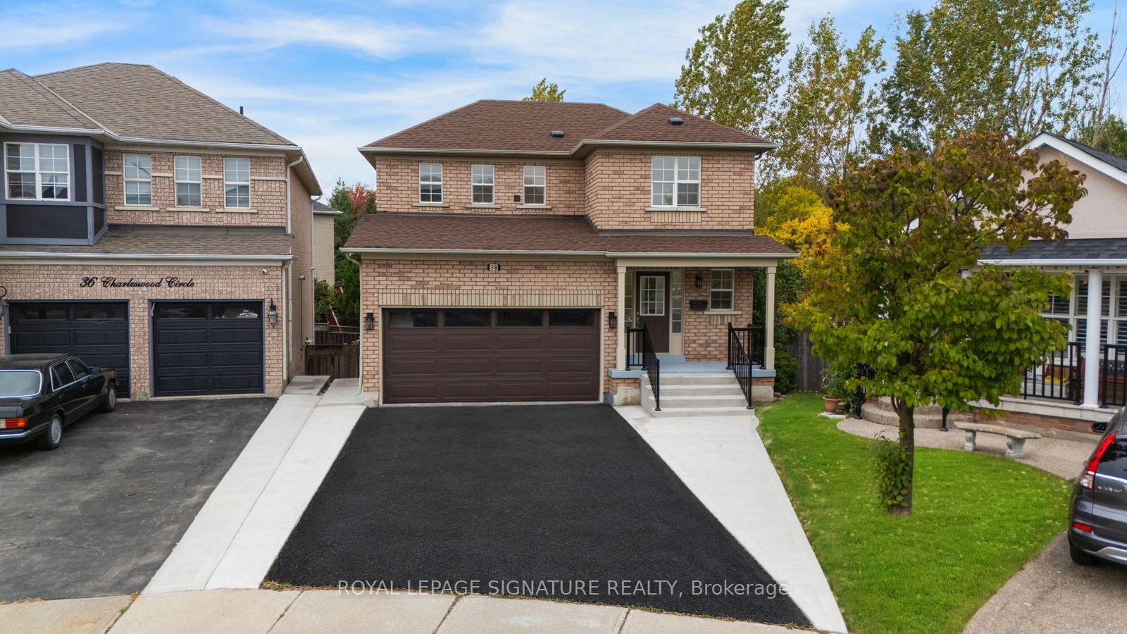 Photo 3 of 38 Charleswood Circle, Brampton, Fletcher's Meadow — HOMEH