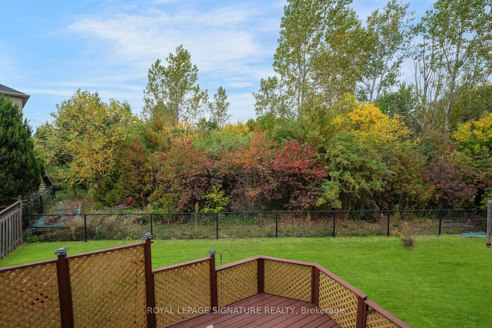 Photo 40 of 38 Charleswood Circle, Brampton, Fletcher's Meadow — HOMEH