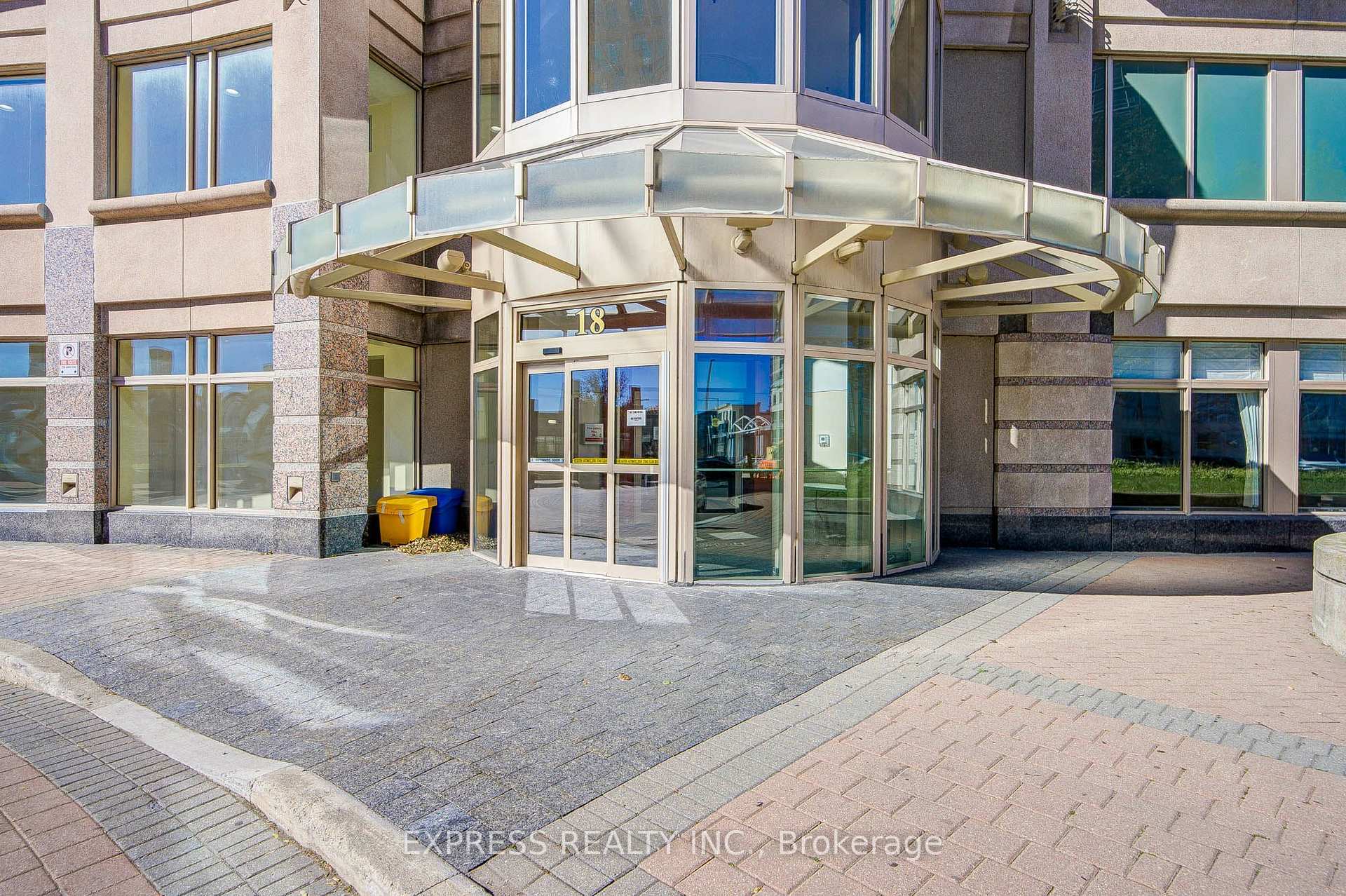 Photo 3 of Unit 1111, 18 Lee Centre Drive, Scarborough, Woburn — HOMEH