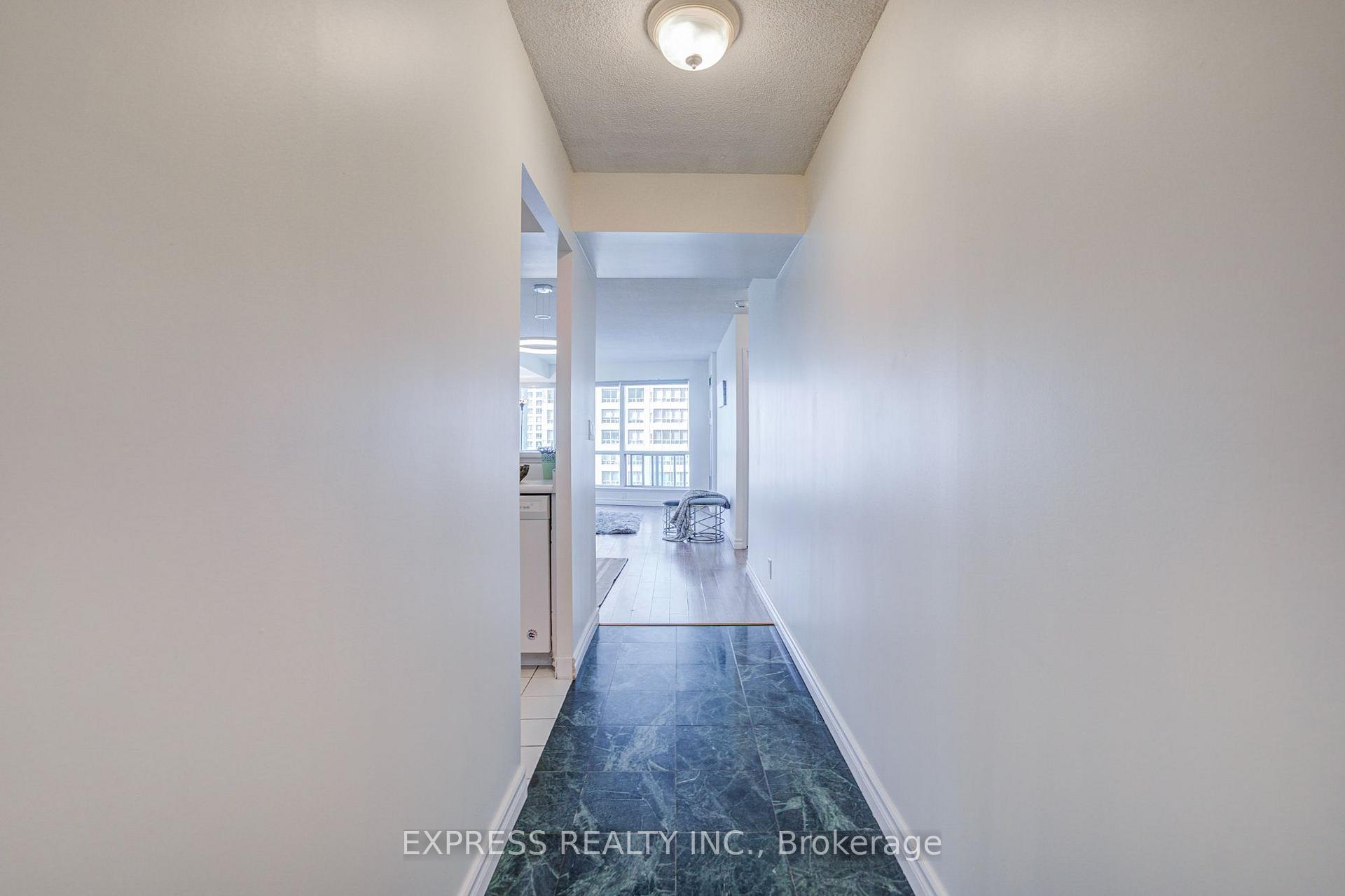Photo 7 of Unit 1111, 18 Lee Centre Drive, Scarborough, Woburn — HOMEH