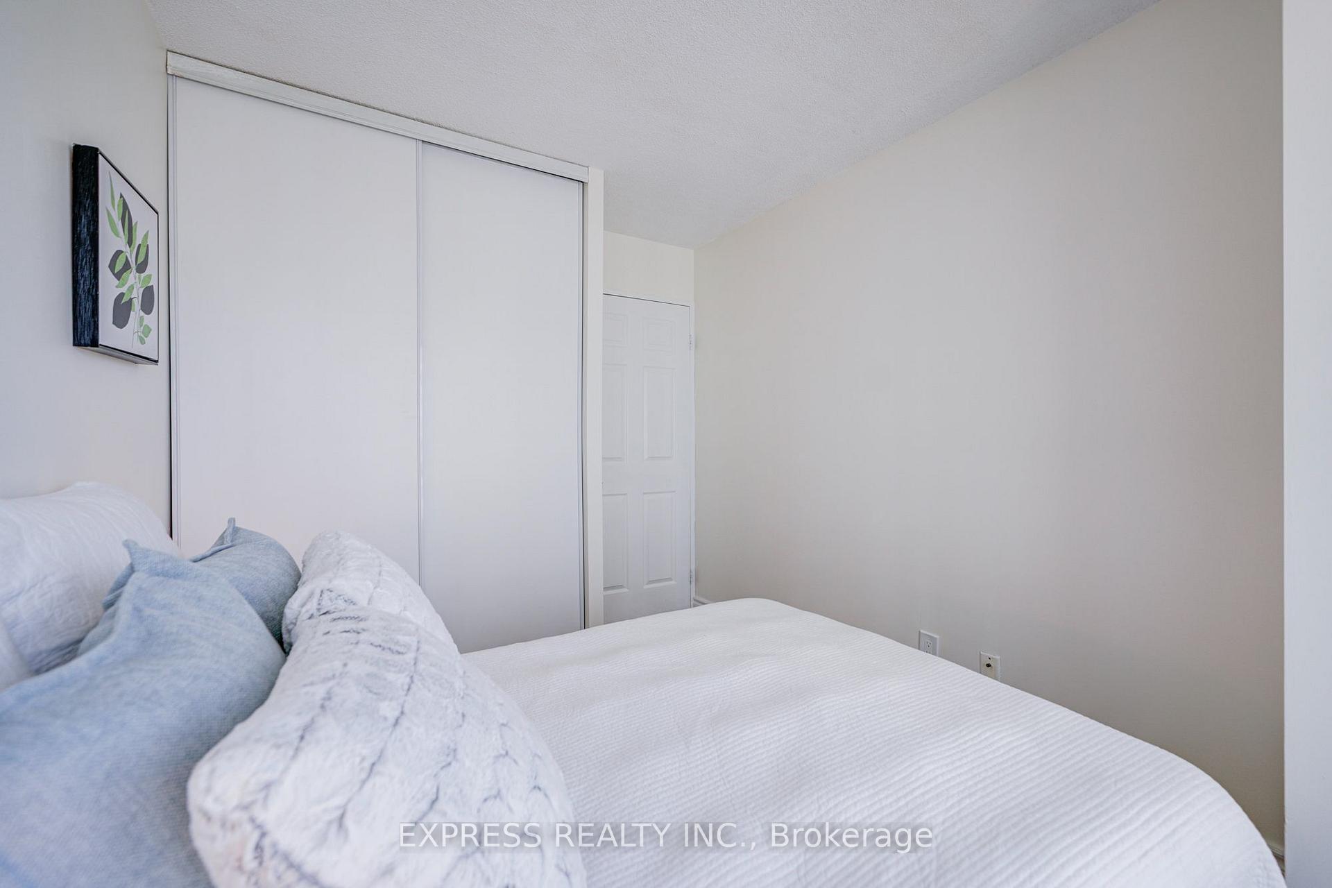 Photo 30 of Unit 1111, 18 Lee Centre Drive, Scarborough, Woburn — HOMEH