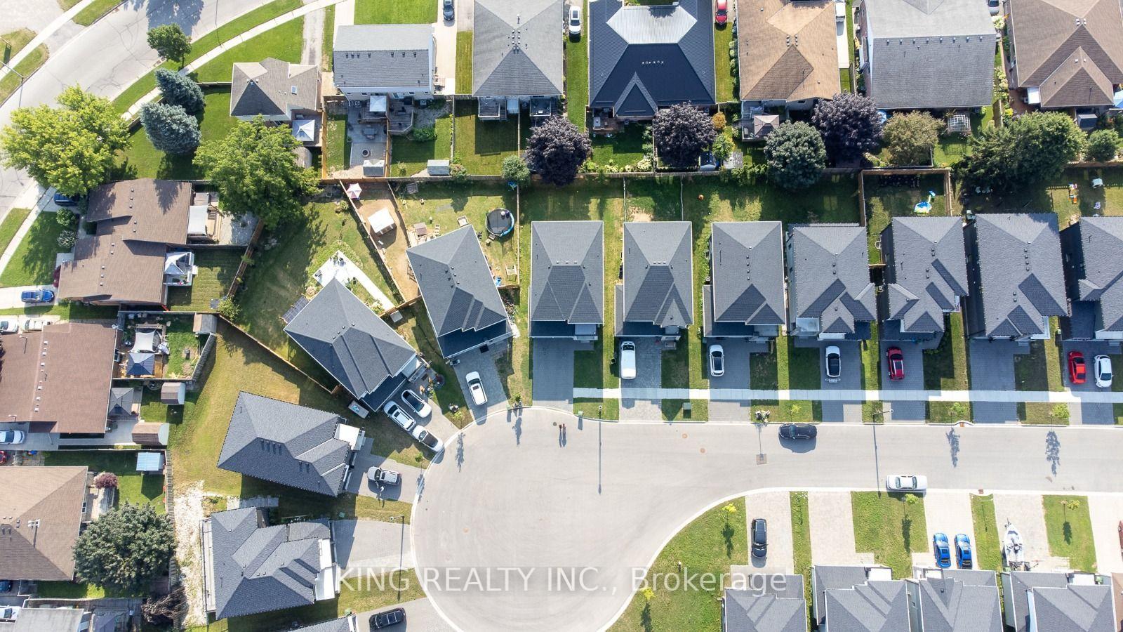 Photo 2 of 24 Welch Court, St. Thomas — HOMEH