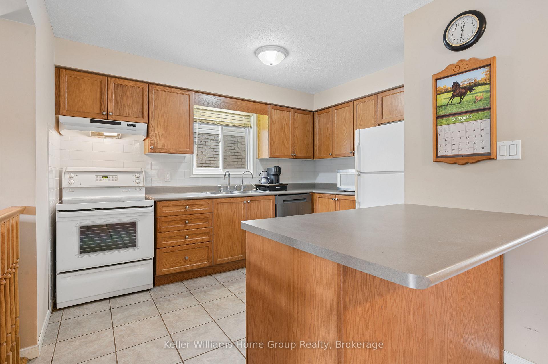 Photo 8 of 97 Teal Drive, Guelph, Kortright Hills — HOMEH