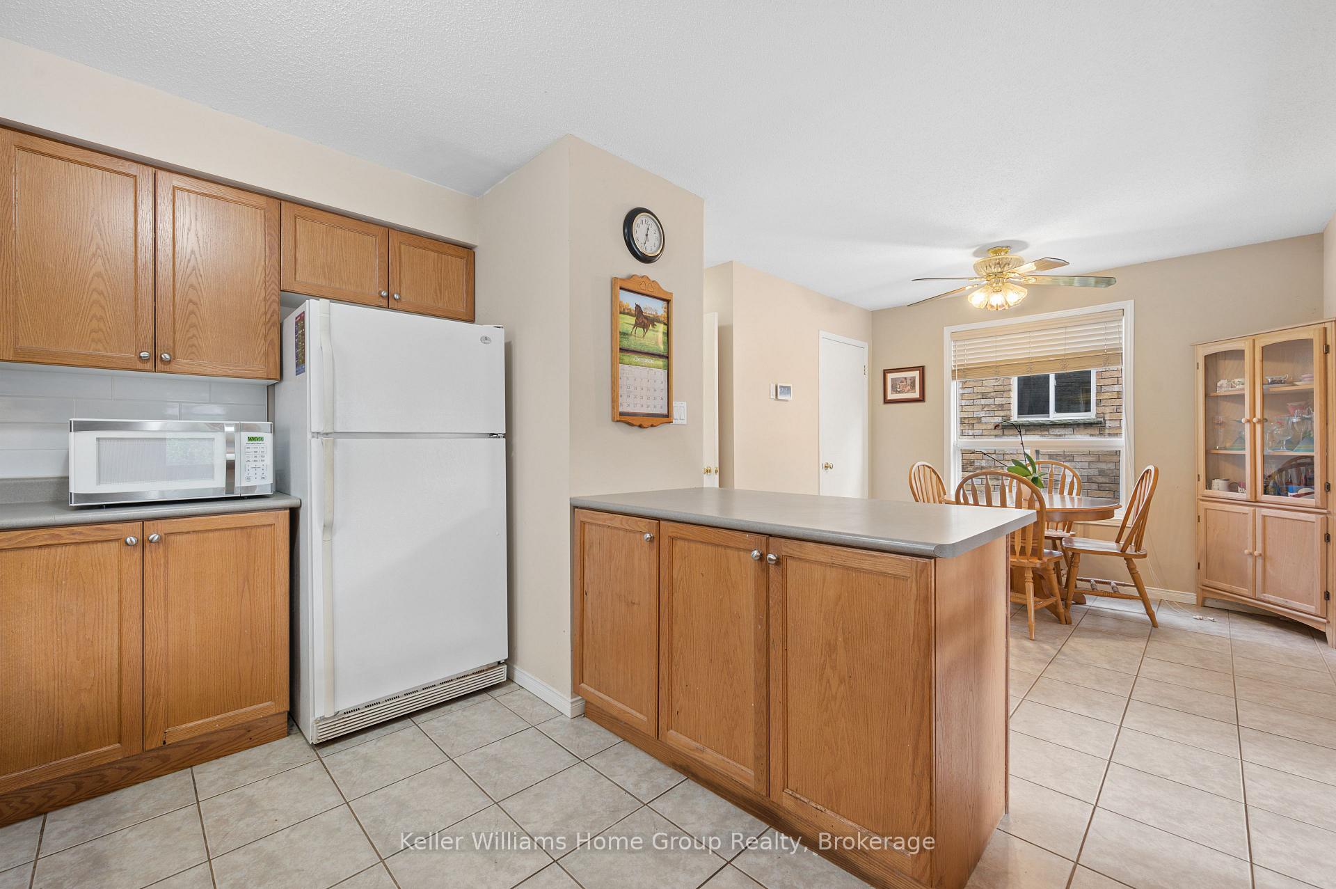 Photo 10 of 97 Teal Drive, Guelph, Kortright Hills — HOMEH