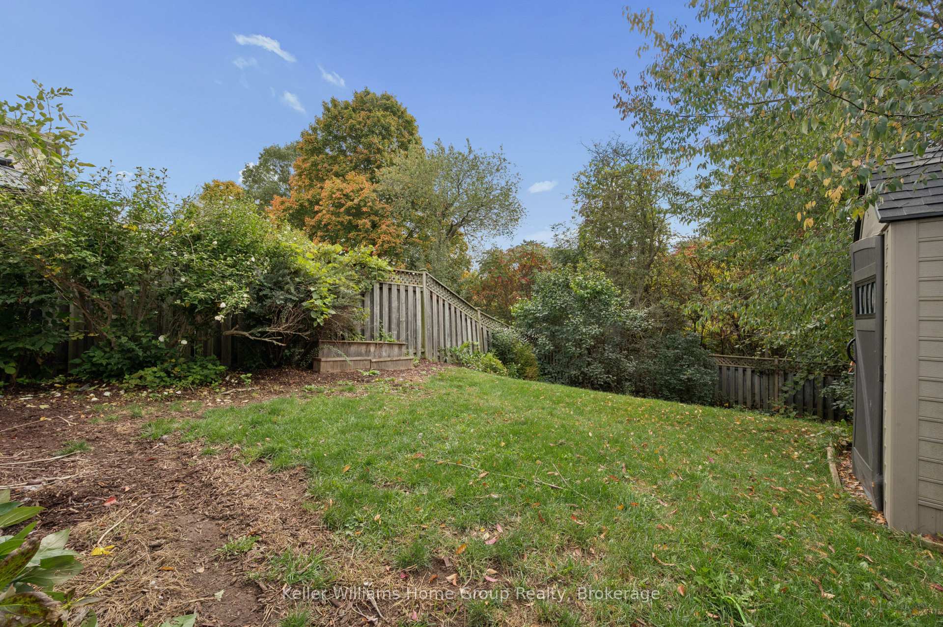 Photo 23 of 97 Teal Drive, Guelph, Kortright Hills — HOMEH