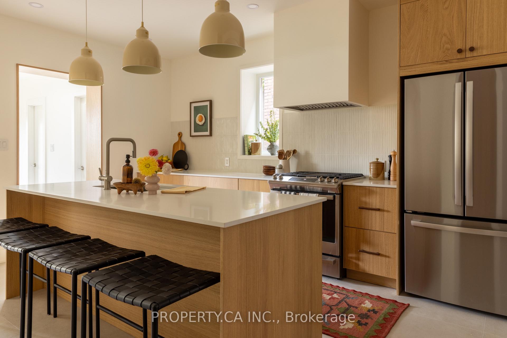 Photo of 197 Roxton Road