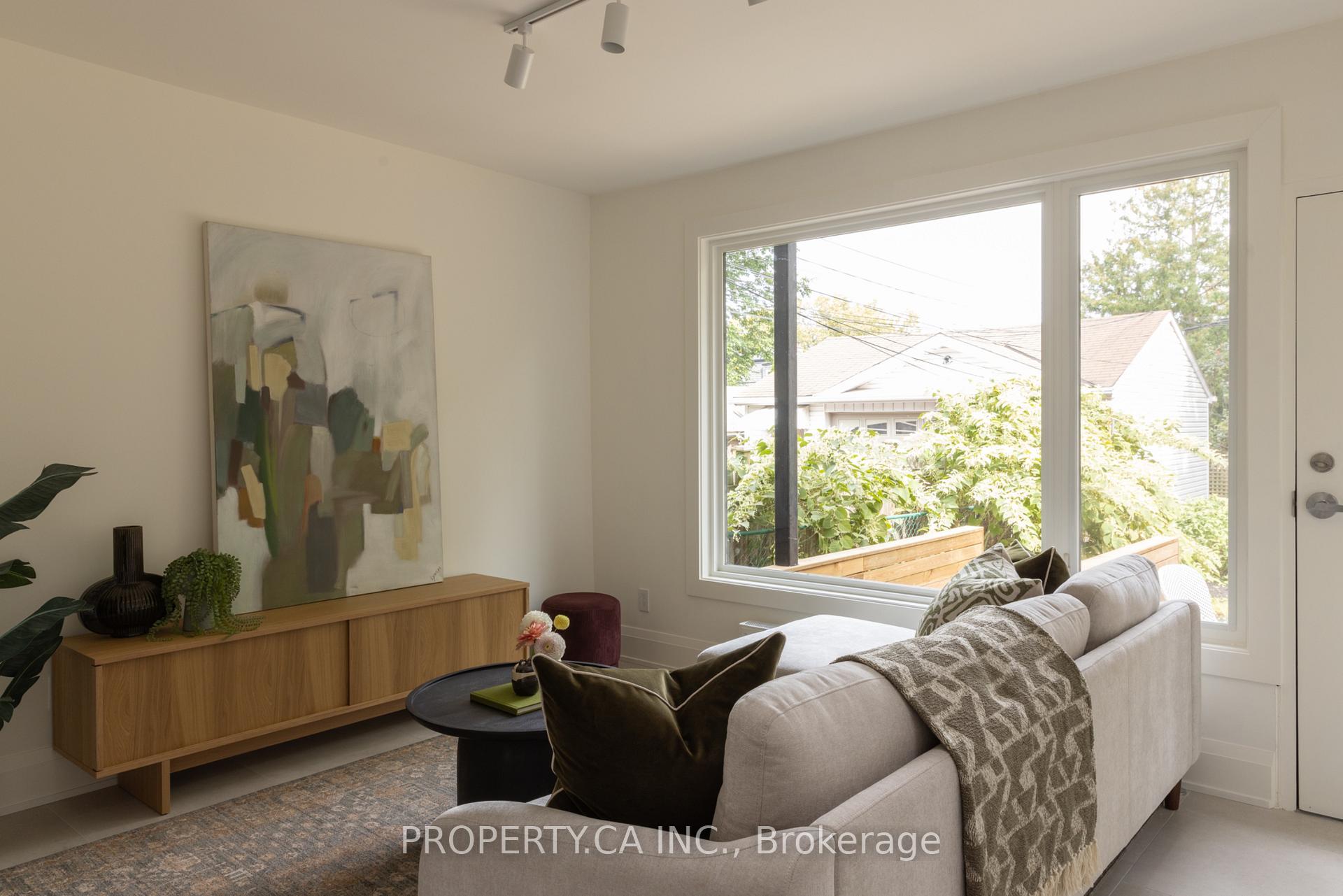 Photo 11 of 197 Roxton Road, Toronto, Trinity-Bellwoods — HOMEH
