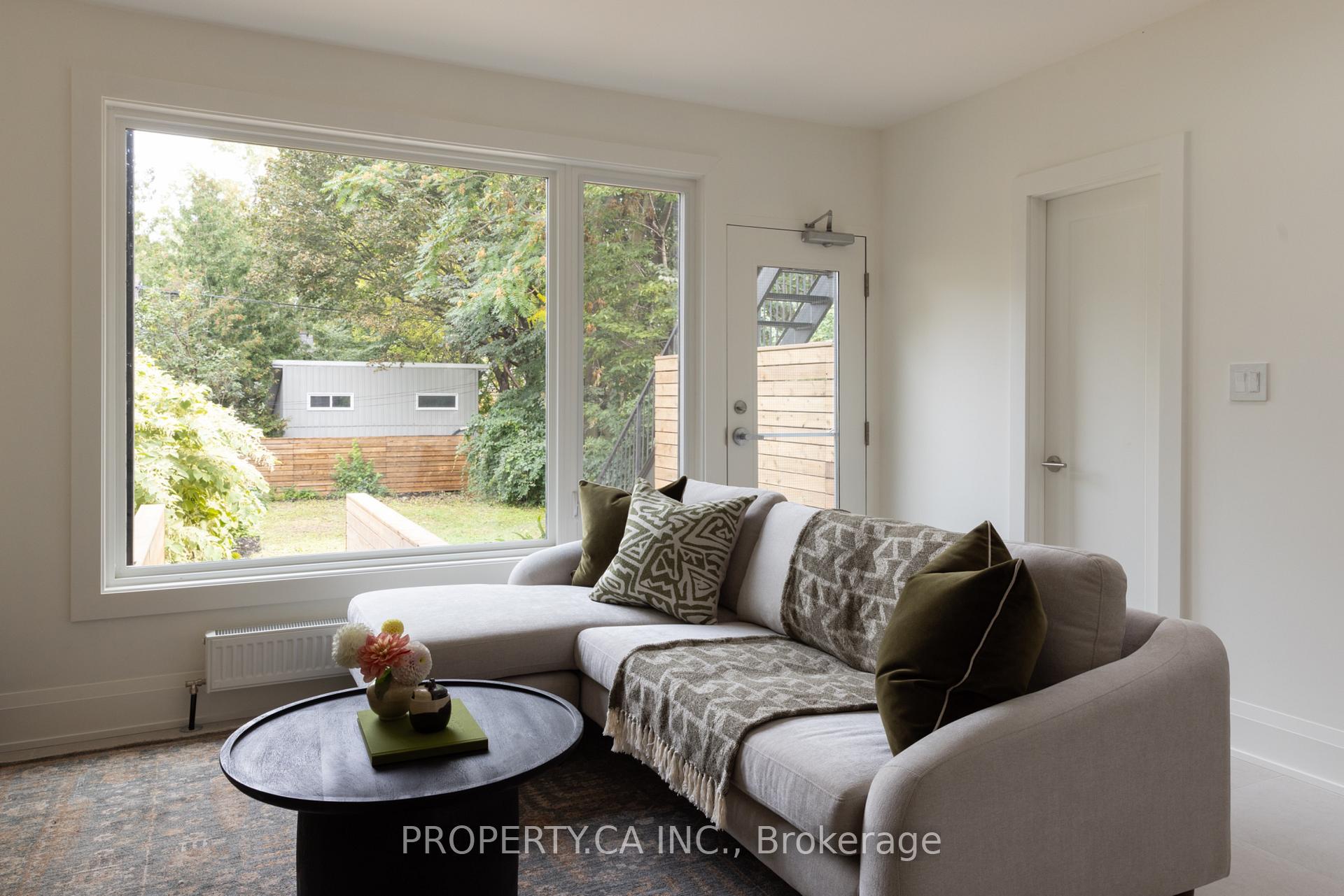 Photo 12 of 197 Roxton Road, Toronto, Trinity-Bellwoods — HOMEH