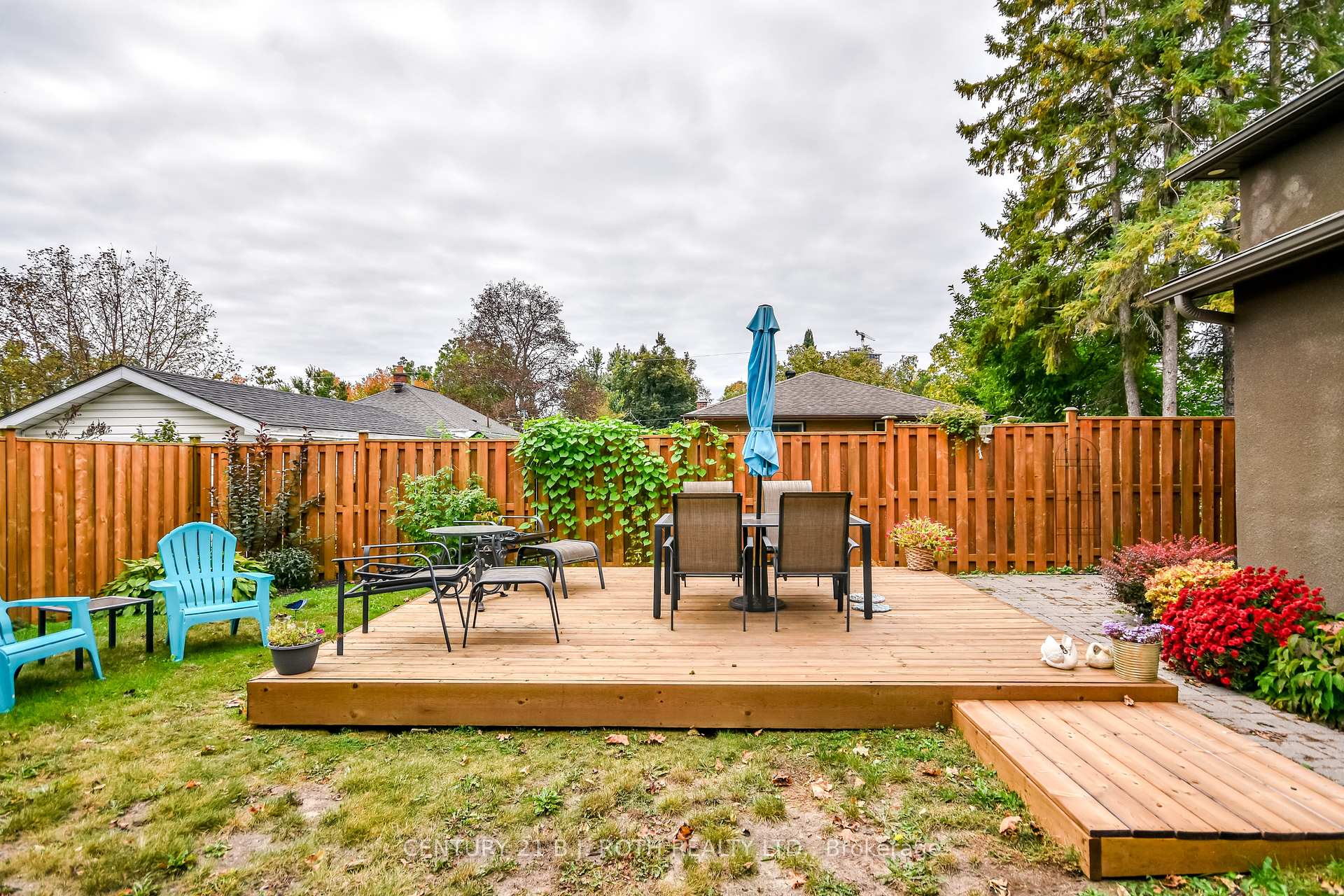 Photo 31 of 93 Grove Street E, Barrie, Wellington — HOMEH