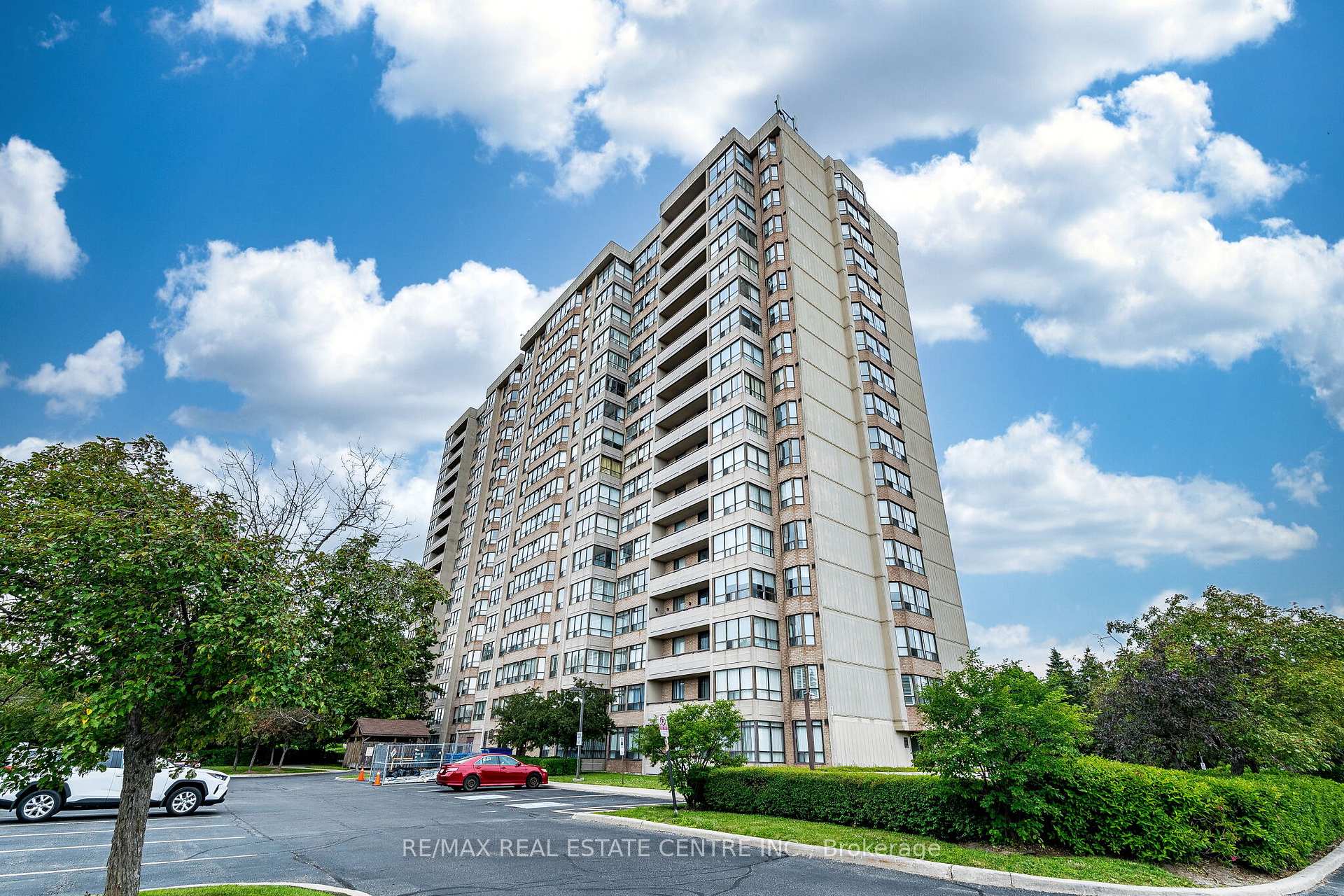 Photo of Unit 210, 10 Malta Avenue