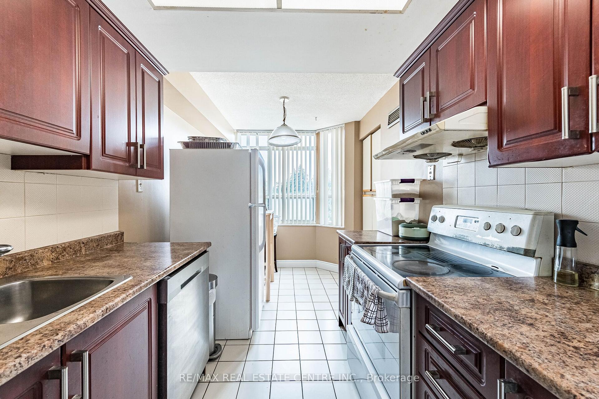 Photo 25 of Unit 210, 10 Malta Avenue, Brampton, Fletcher's Creek Village — HOMEH