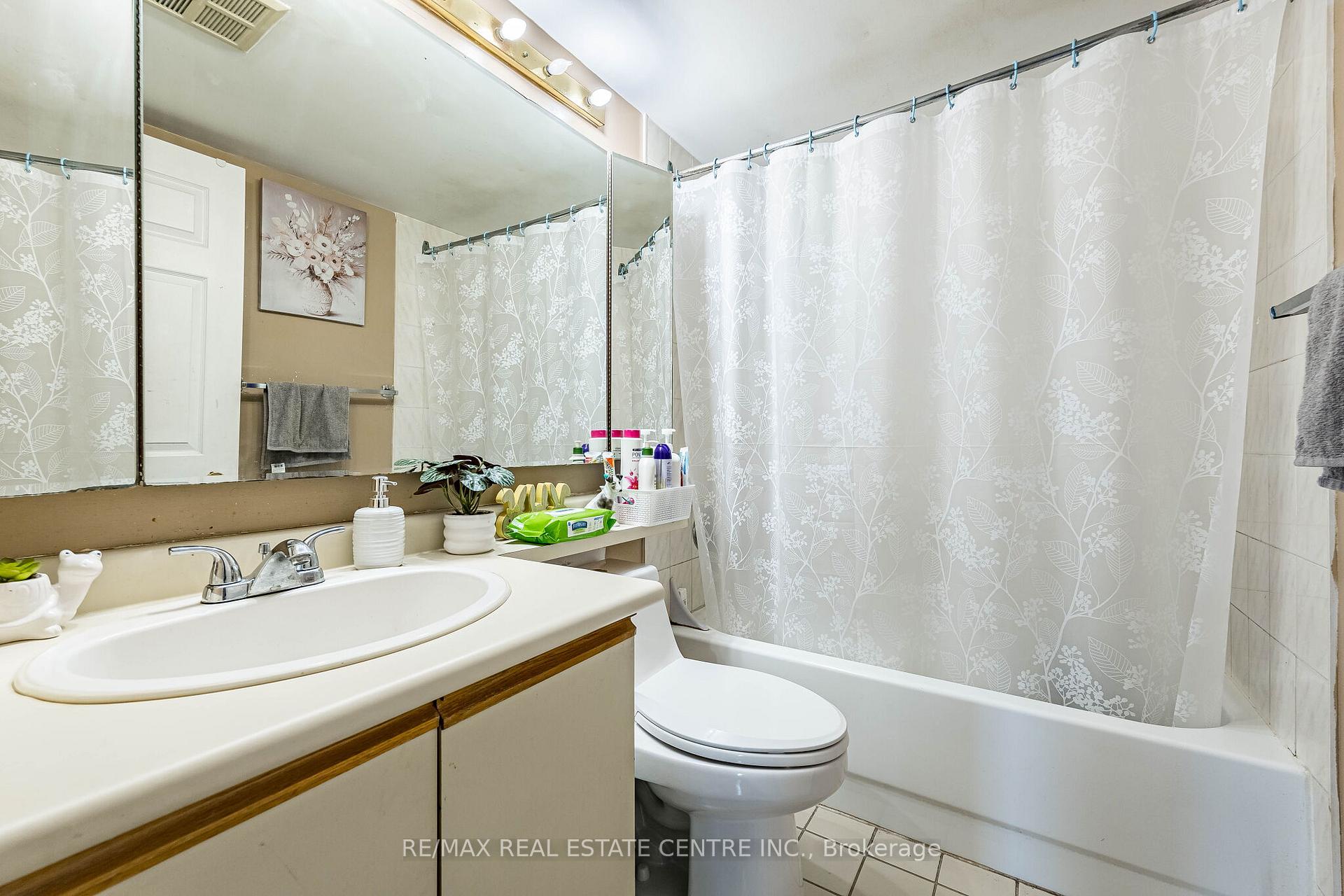 Photo 32 of Unit 210, 10 Malta Avenue, Brampton, Fletcher's Creek Village — HOMEH