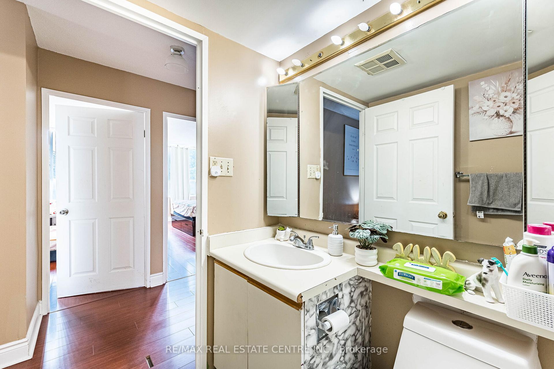Photo 34 of Unit 210, 10 Malta Avenue, Brampton, Fletcher's Creek Village — HOMEH