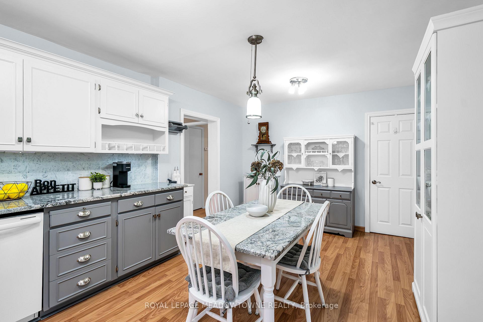Photo 15 of 48 Garside Avenue, Whitby, Brooklin — HOMEH