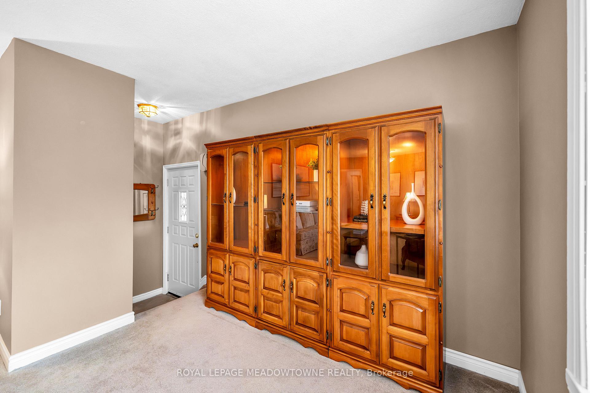 Photo 25 of 48 Garside Avenue, Whitby, Brooklin — HOMEH
