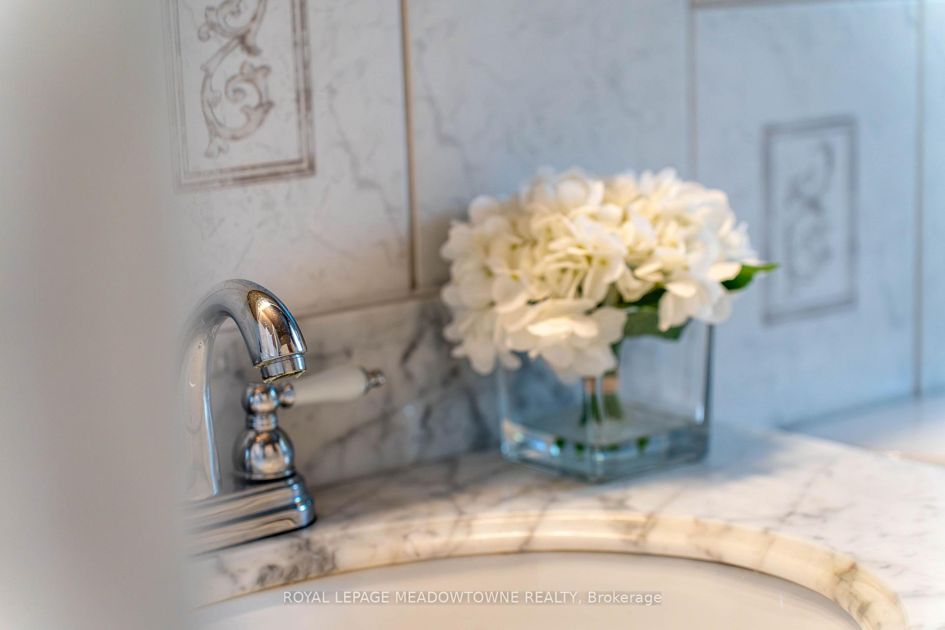 Photo 27 of 48 Garside Avenue, Whitby, Brooklin — HOMEH
