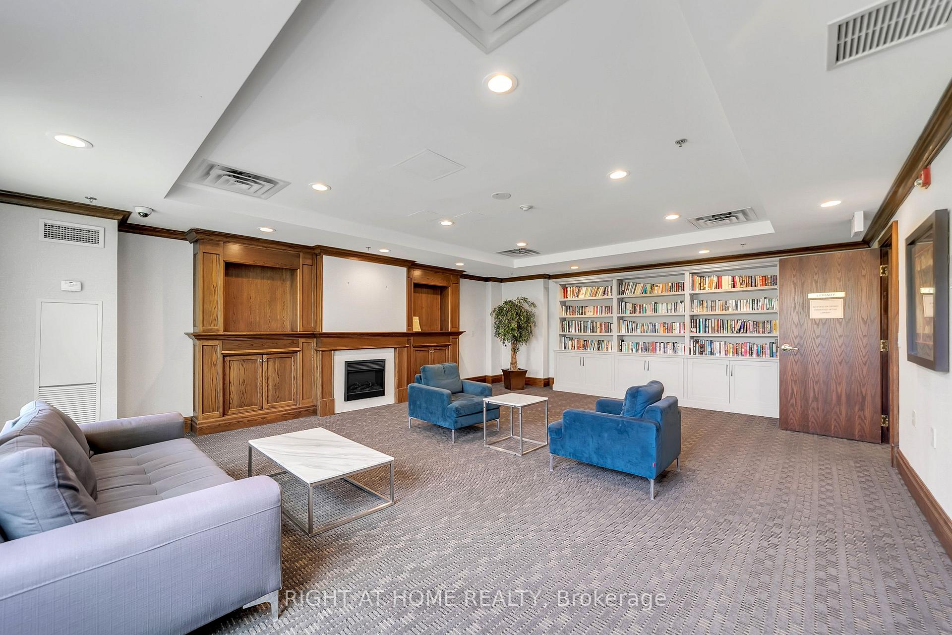 Photo 30 of Unit 1202, 11 Oneida Crescent, Richmond Hill, Langstaff — HOMEH