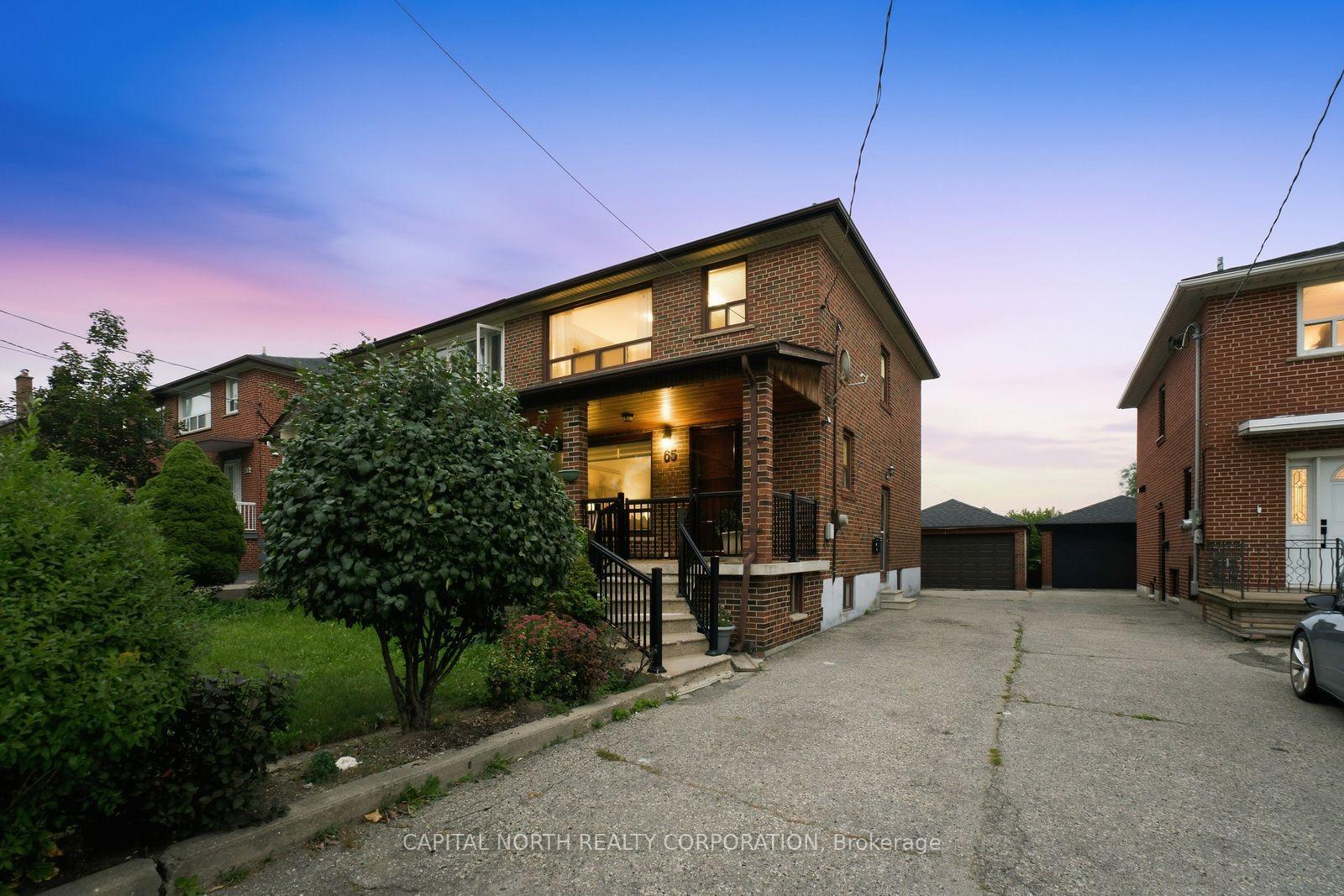 Photo 48 of 65 Falstaff Avenue, North York, Maple Leaf — HOMEH