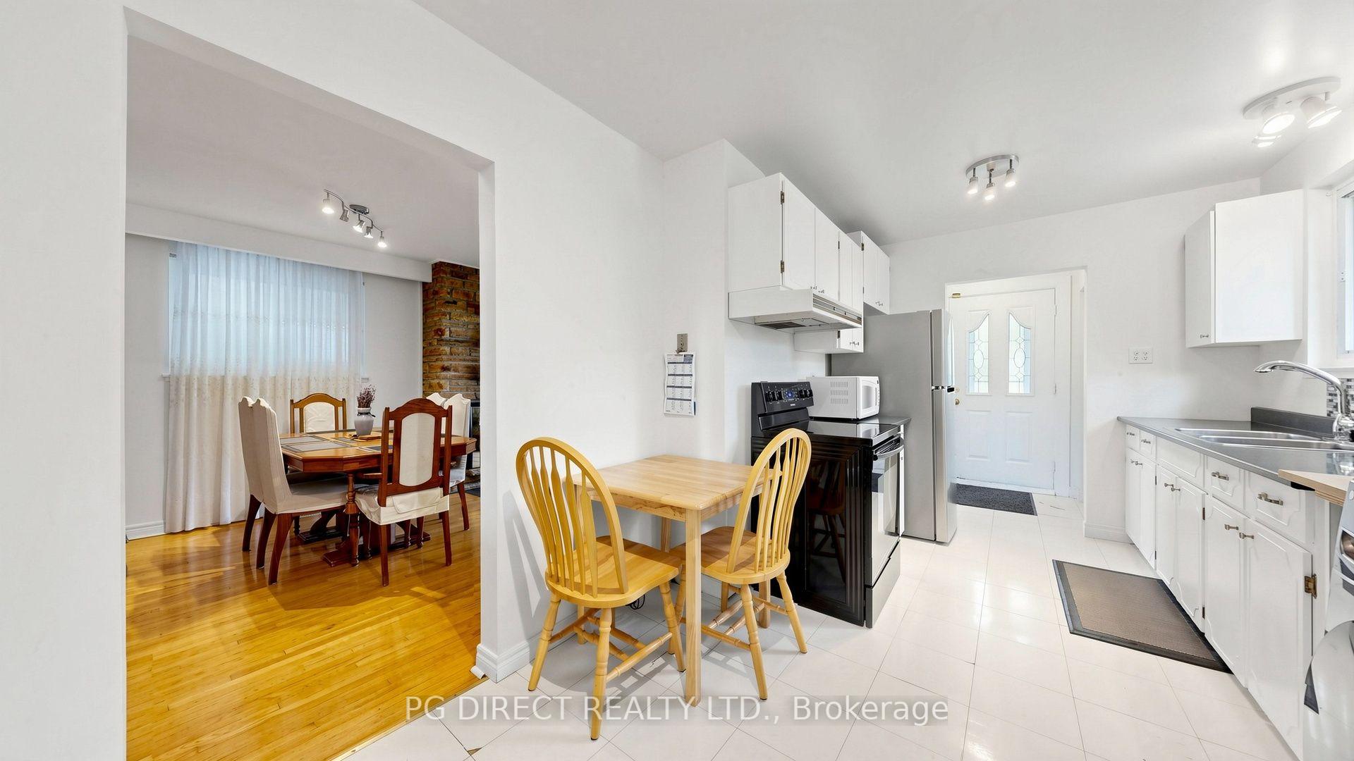 Photo 8 of 19 Bournville Drive, Scarborough, Guildwood — HOMEH