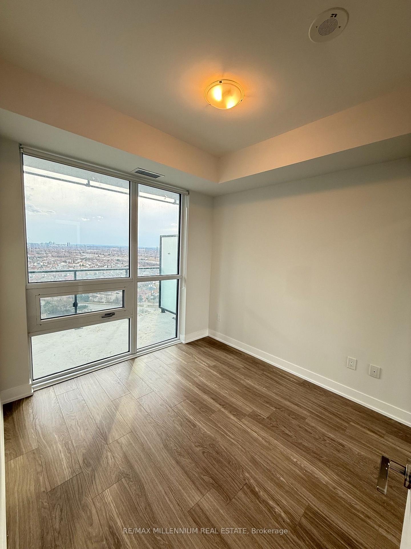 Photo 6 of Unit 1607, 430 Square One Drive, Mississauga, Creditview — HOMEH