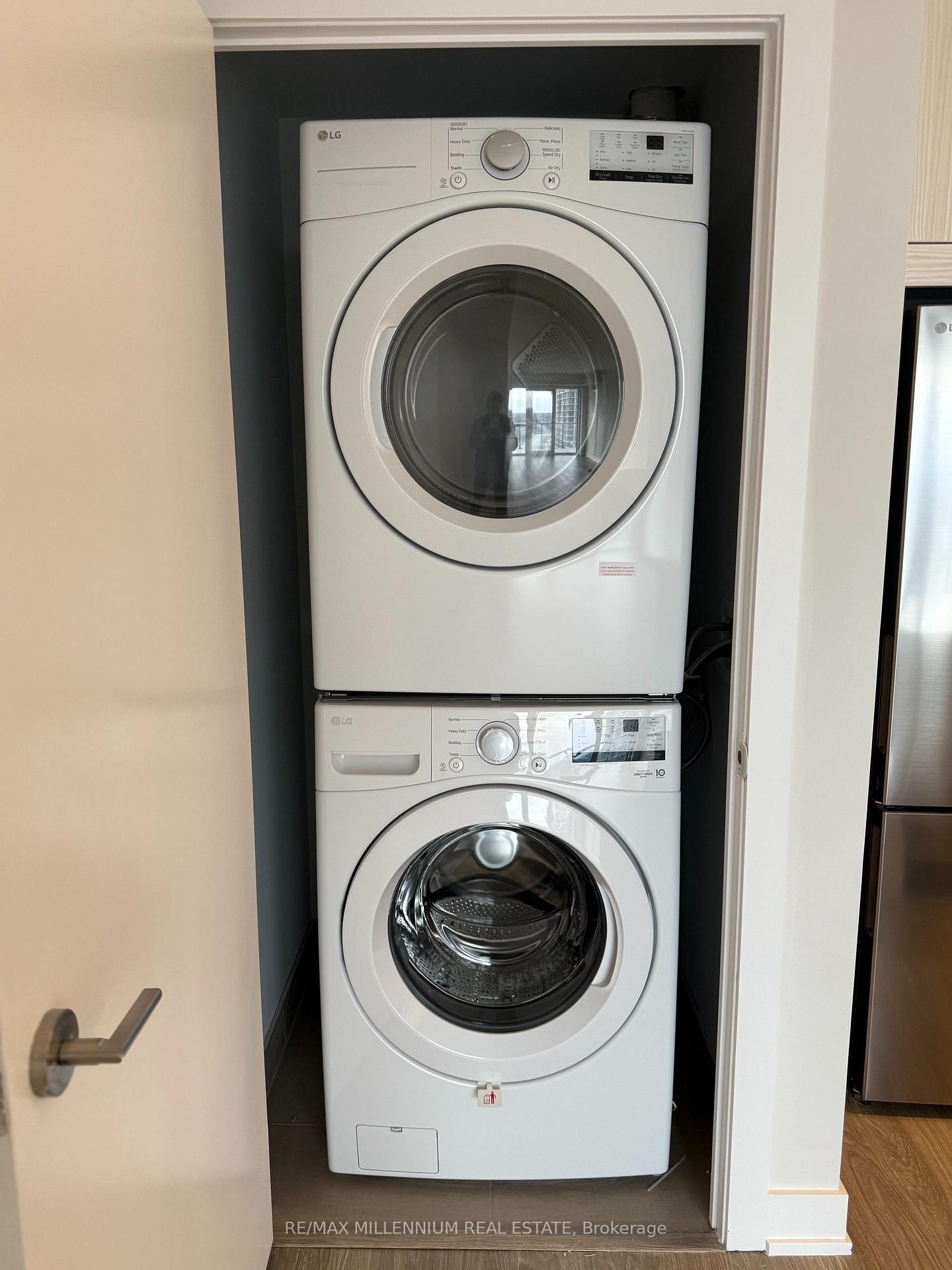 Photo 17 of Unit 1607, 430 Square One Drive, Mississauga, Creditview — HOMEH