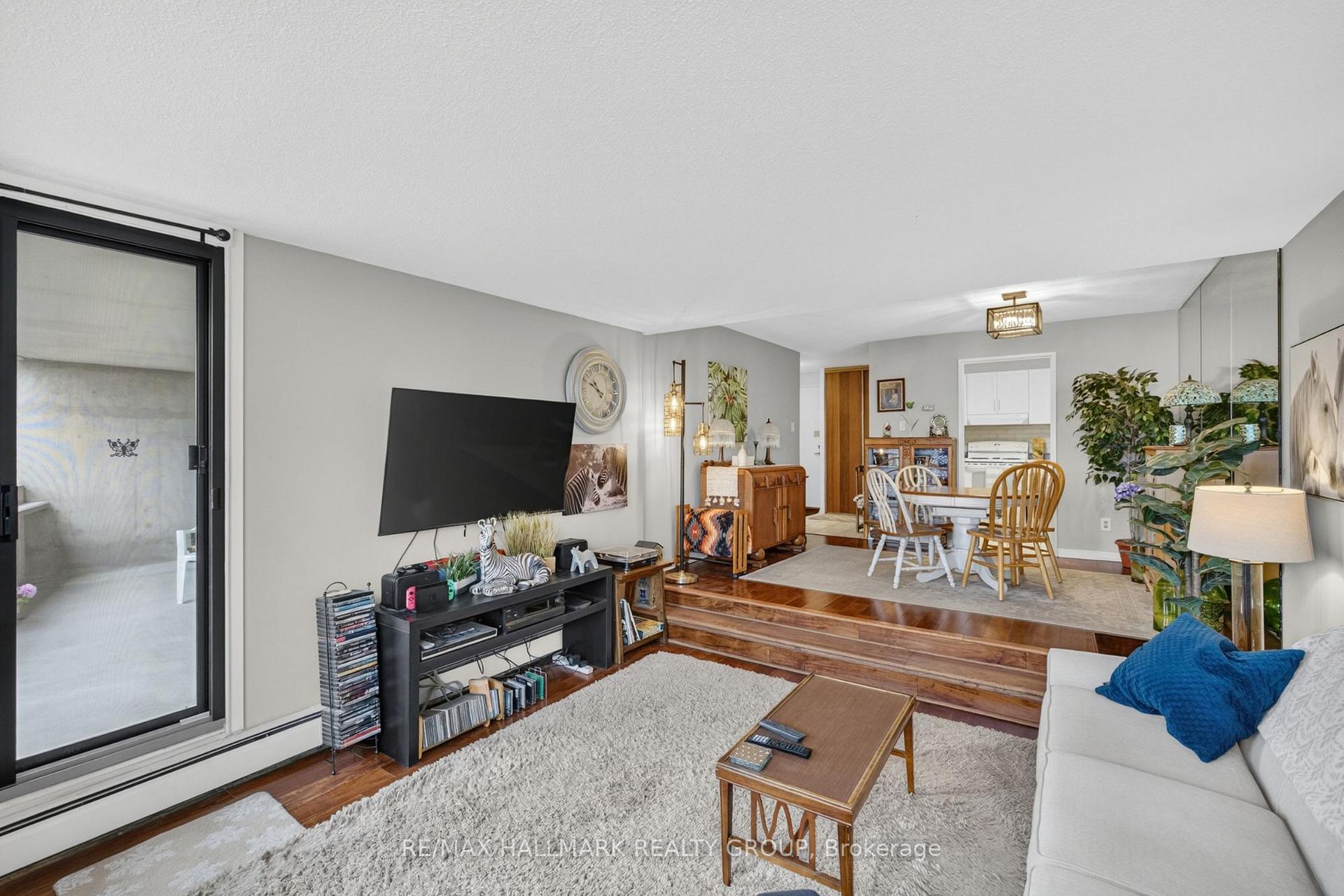 Photo 11 of Unit 1005, 415 Greenview Avenue, Ottawa, Britannia — HOMEH