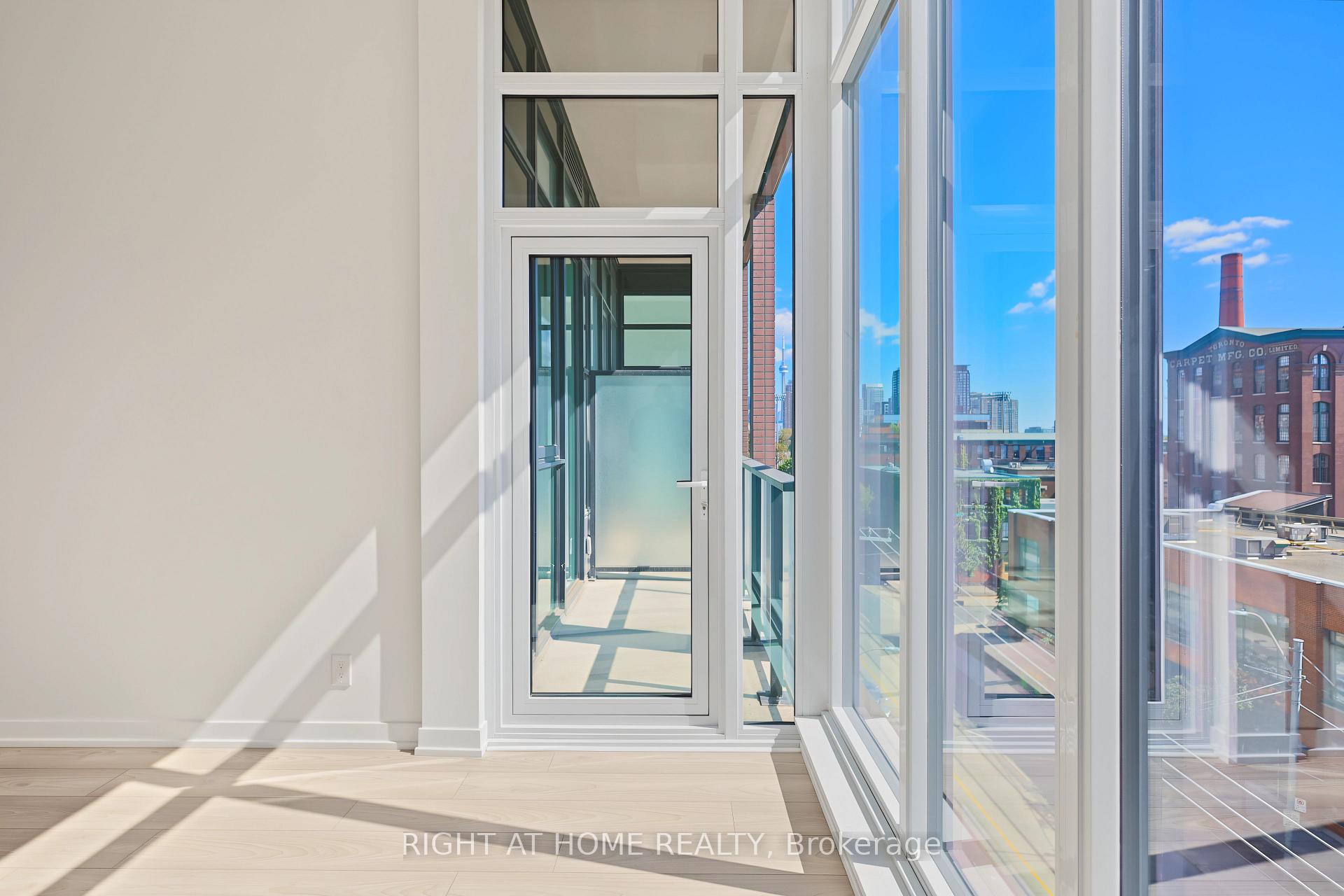 Photo 13 of Unit 421, 285 Dufferin Street, Toronto, South Parkdale — HOMEH