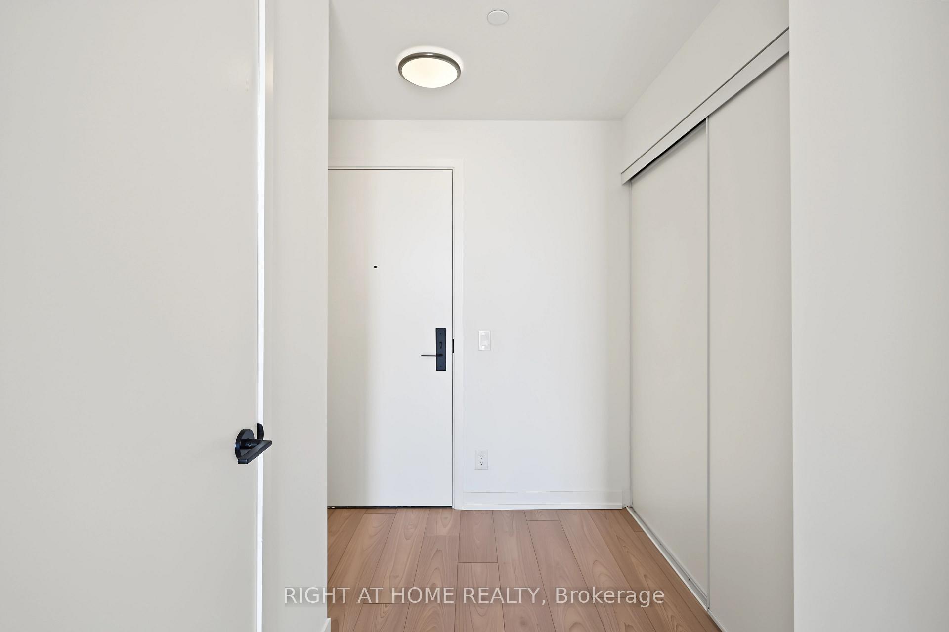 Photo 6 of Unit 619, 285 Dufferin Street, Toronto, South Parkdale — HOMEH