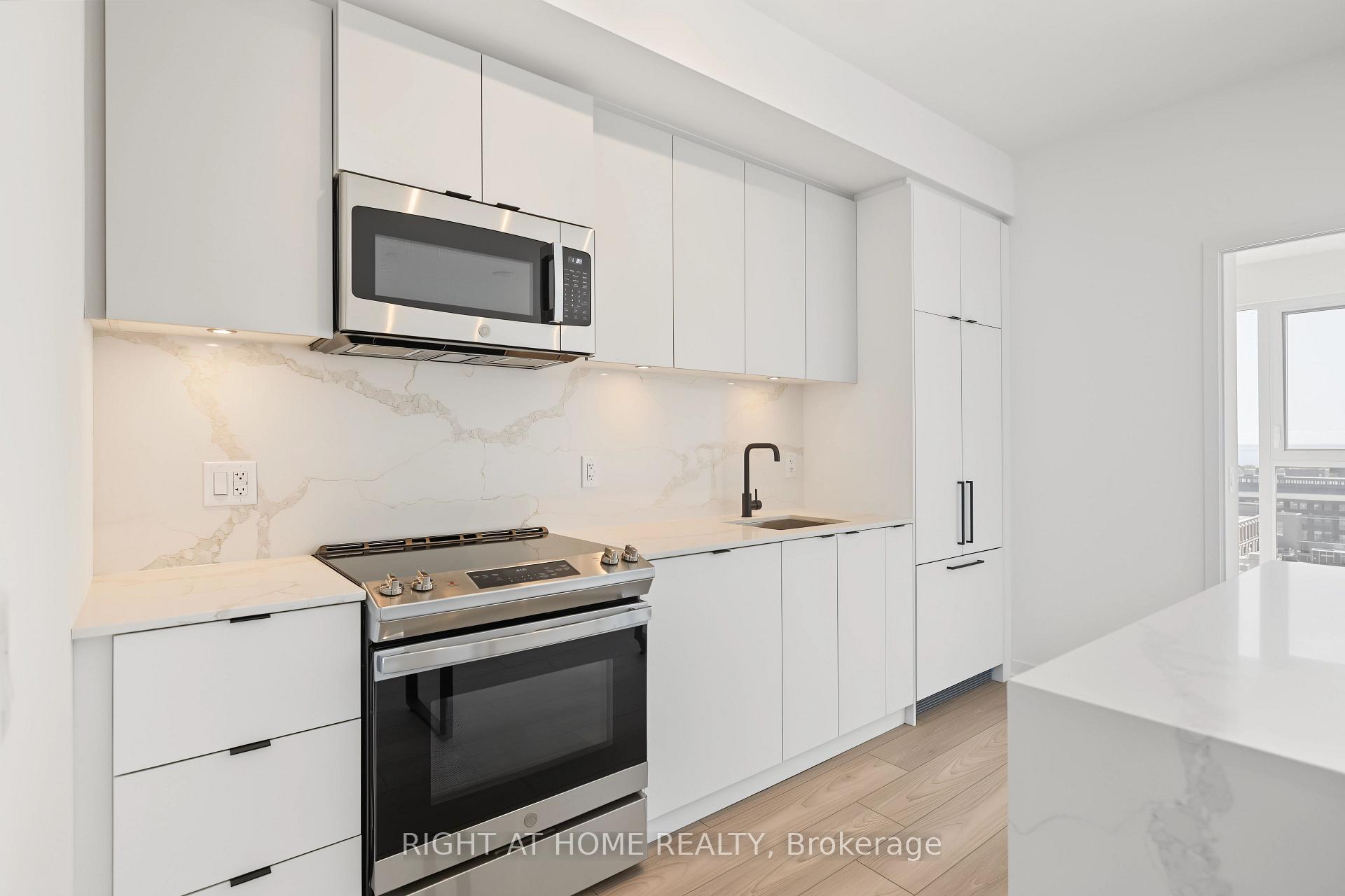 Photo 14 of Unit 619, 285 Dufferin Street, Toronto, South Parkdale — HOMEH